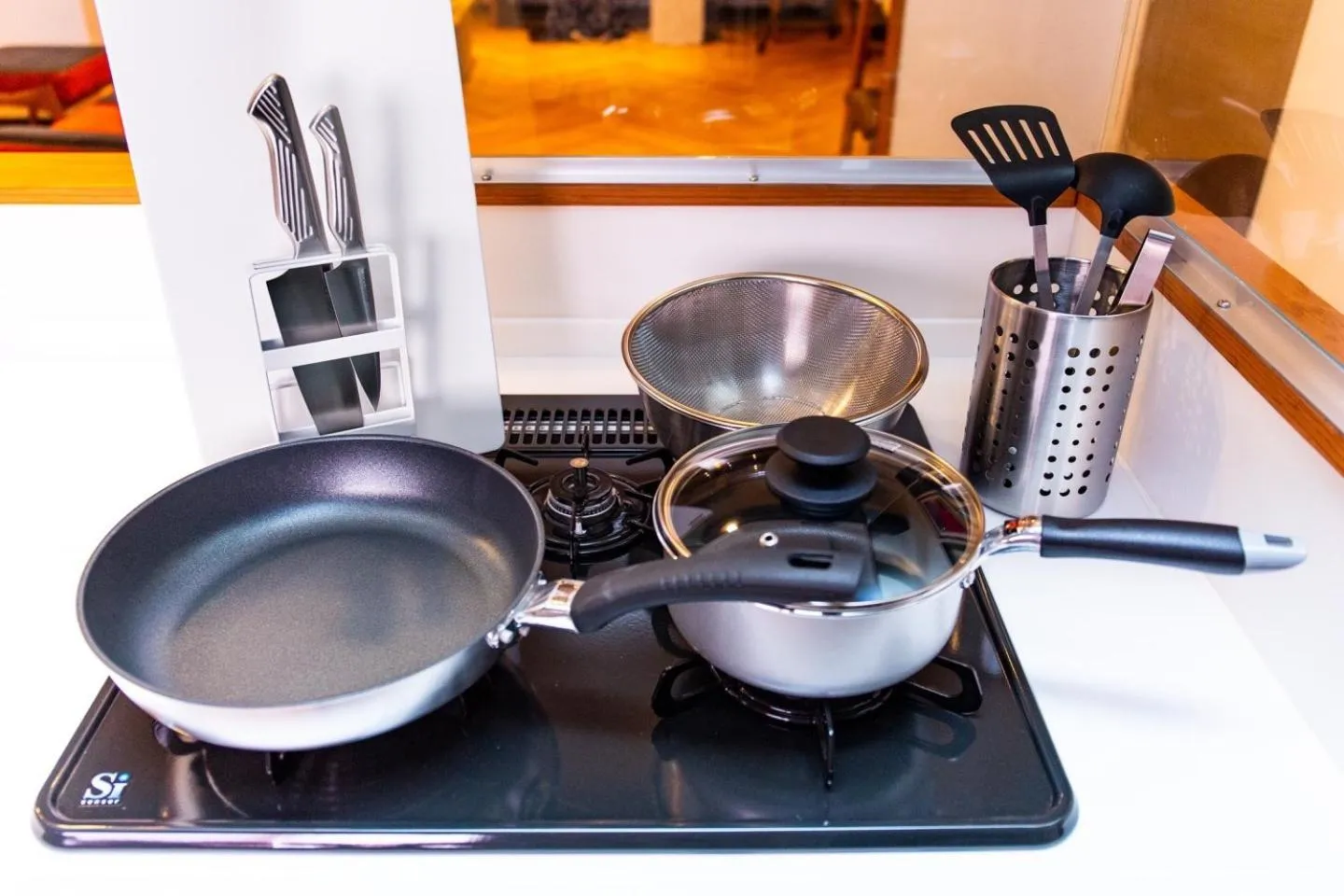 Kitchen or kitchenette in Good Day Hotel