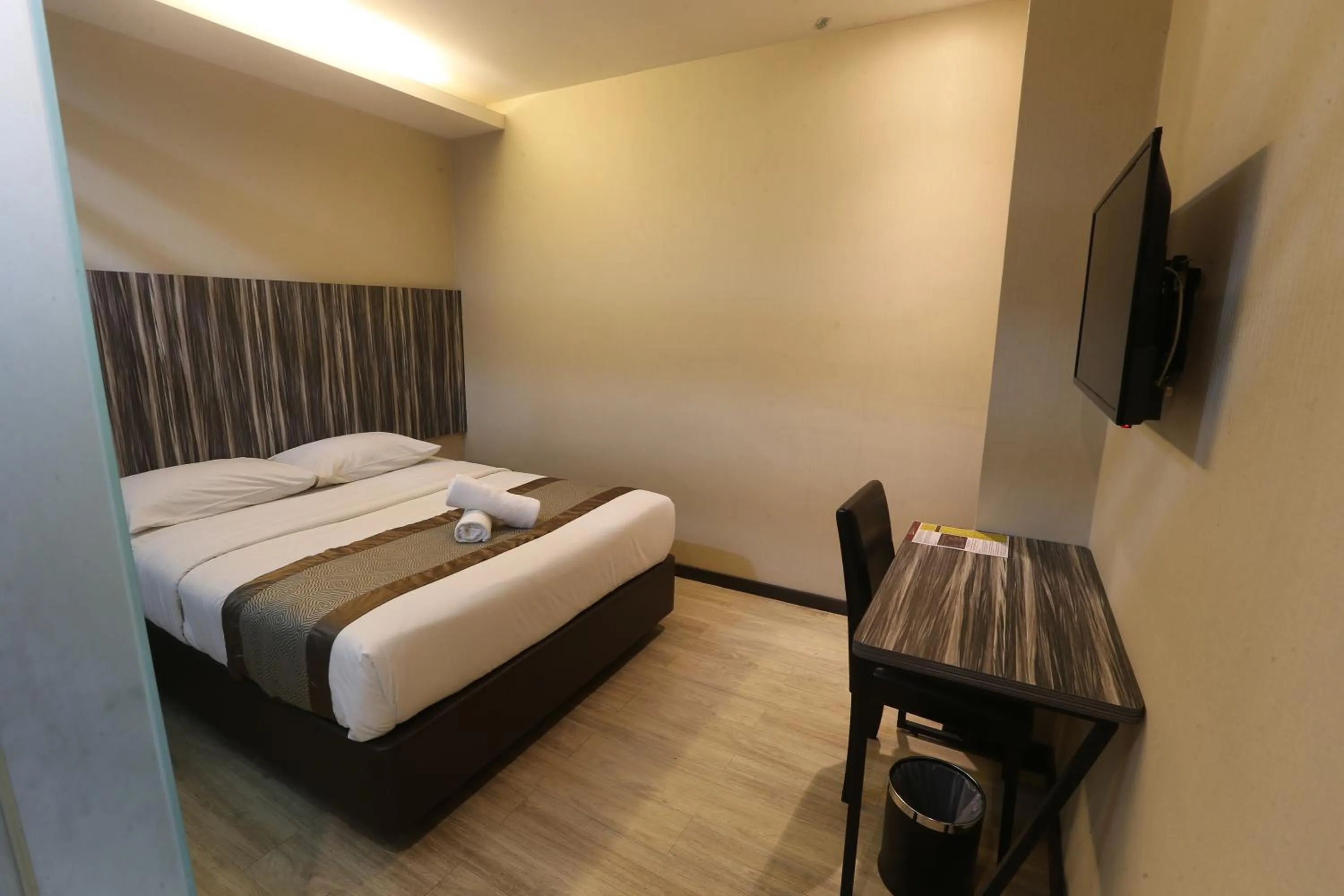 Bed in Kota Heritage Hotel