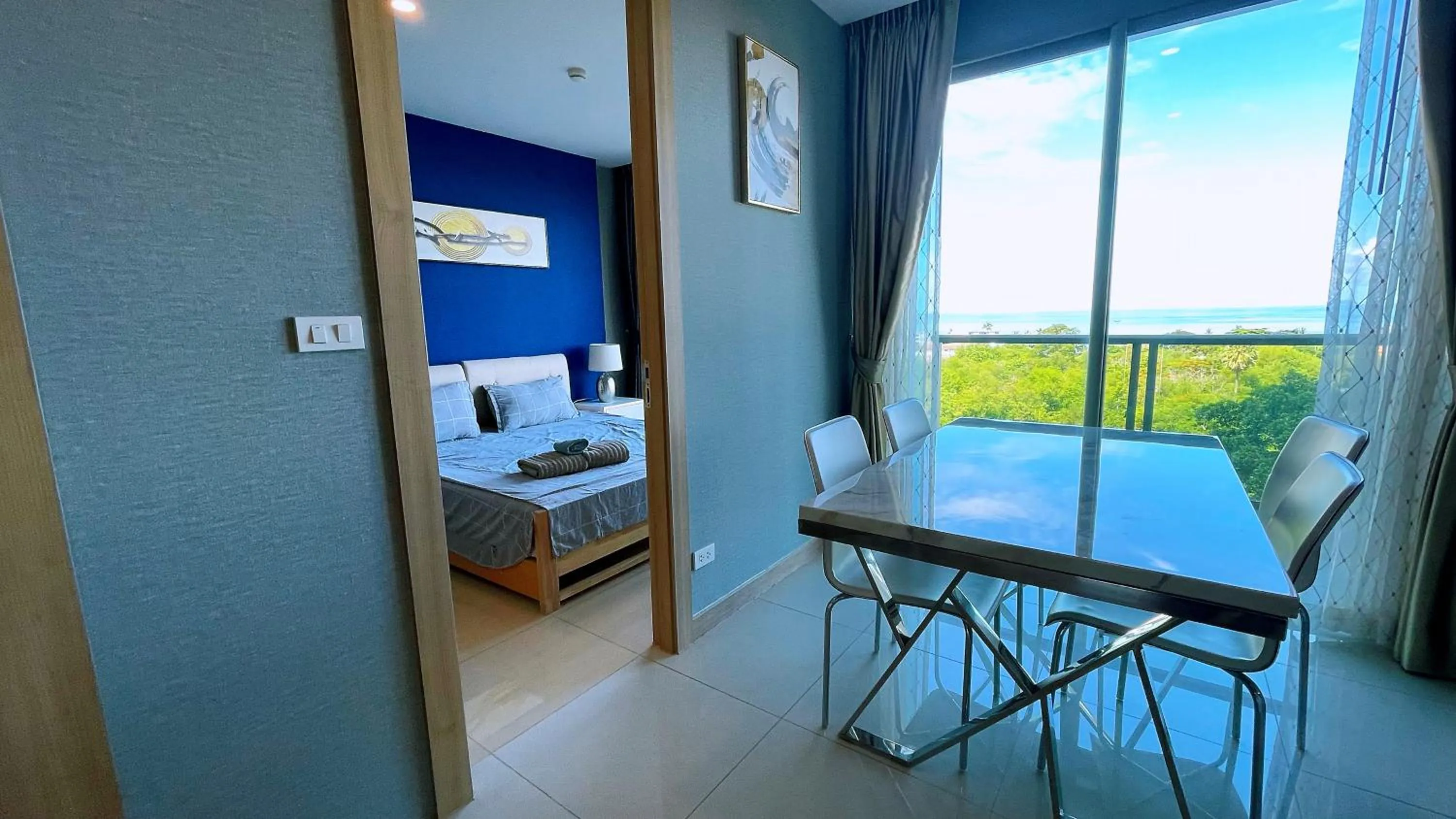 Bed in Riviera Jomtien by Daisy Pattaya