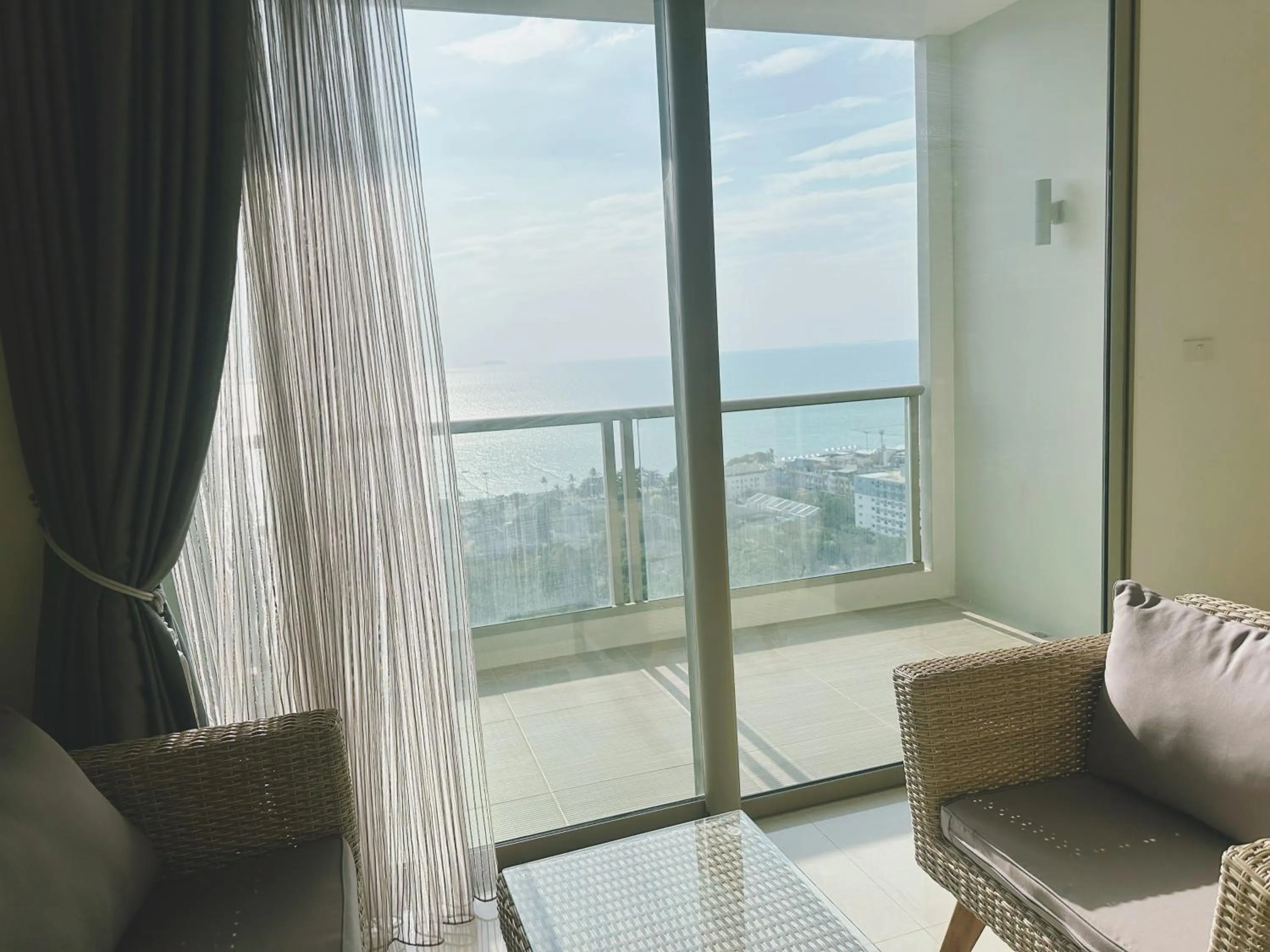 Riviera Jomtien by Daisy Pattaya