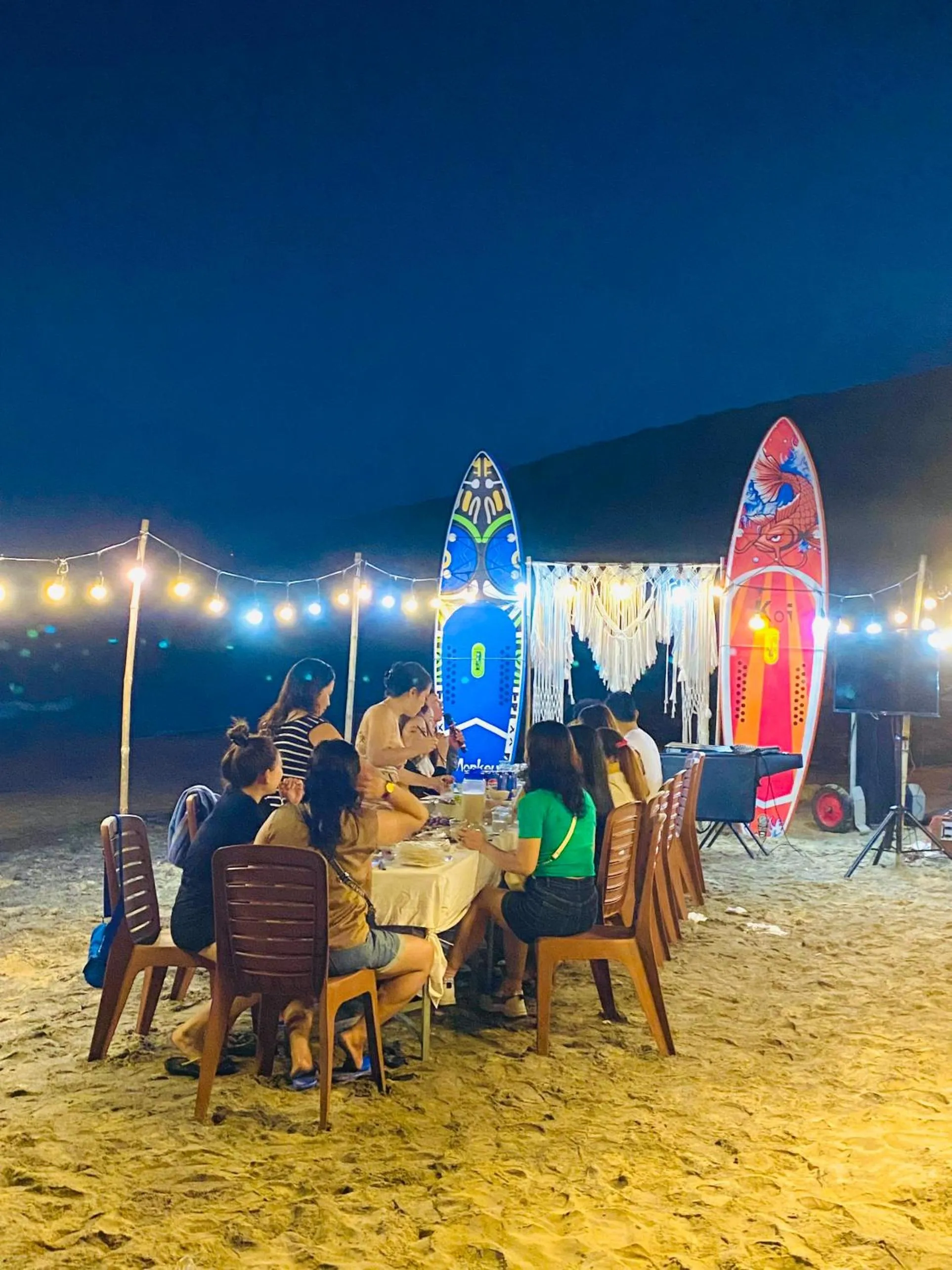 Restaurant/places to eat in Chai Village Hotel