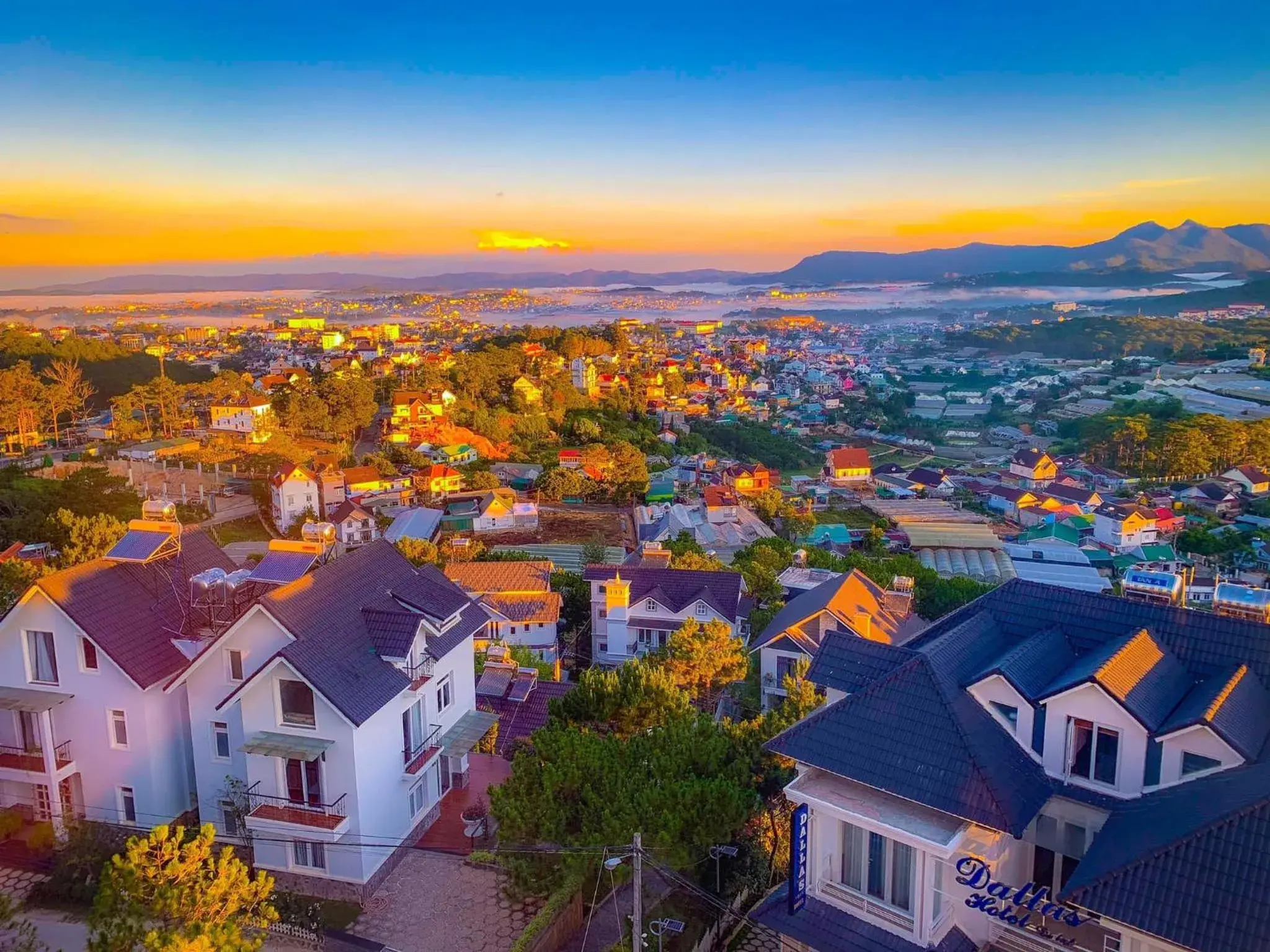 Property building in Dallas Hotel Dalat Property building in Dallas Hotel Dalat