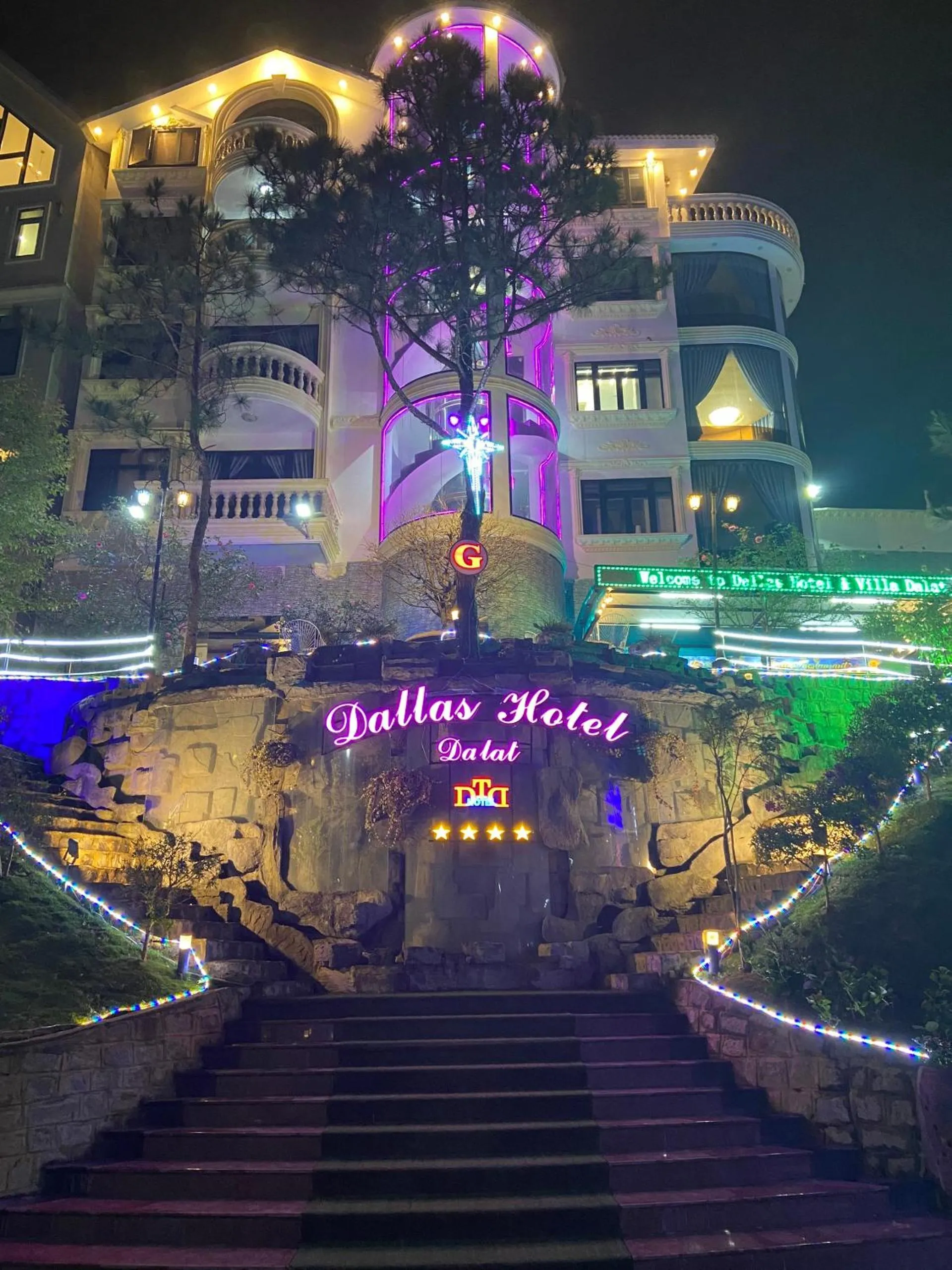 Property building in Dallas Hotel Dalat