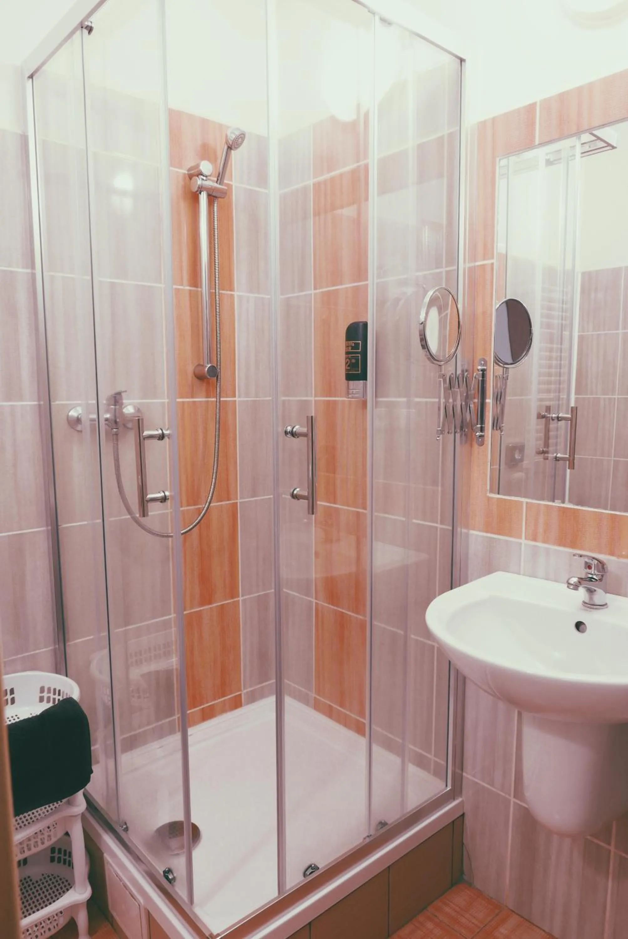 Shower in Městský hotel Bobík
