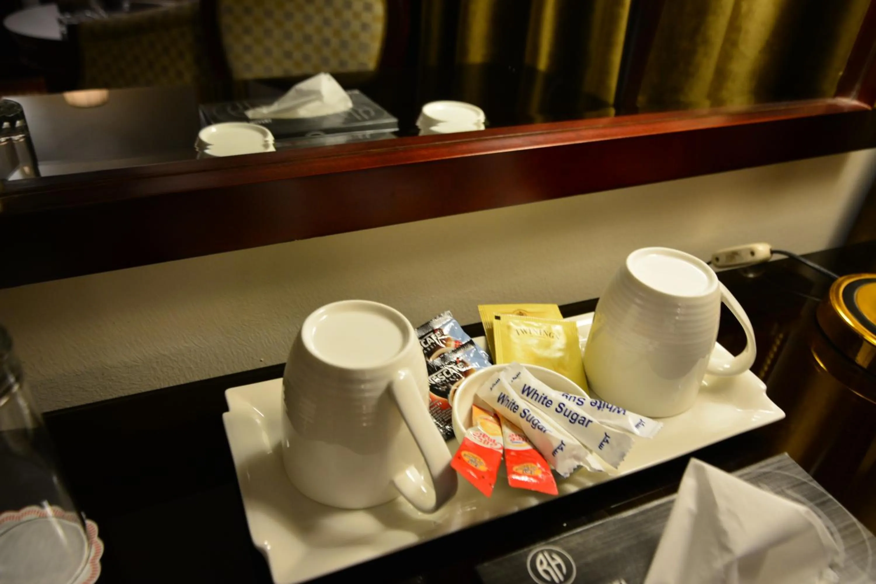Coffee/tea facilities in Rakeen Hotel