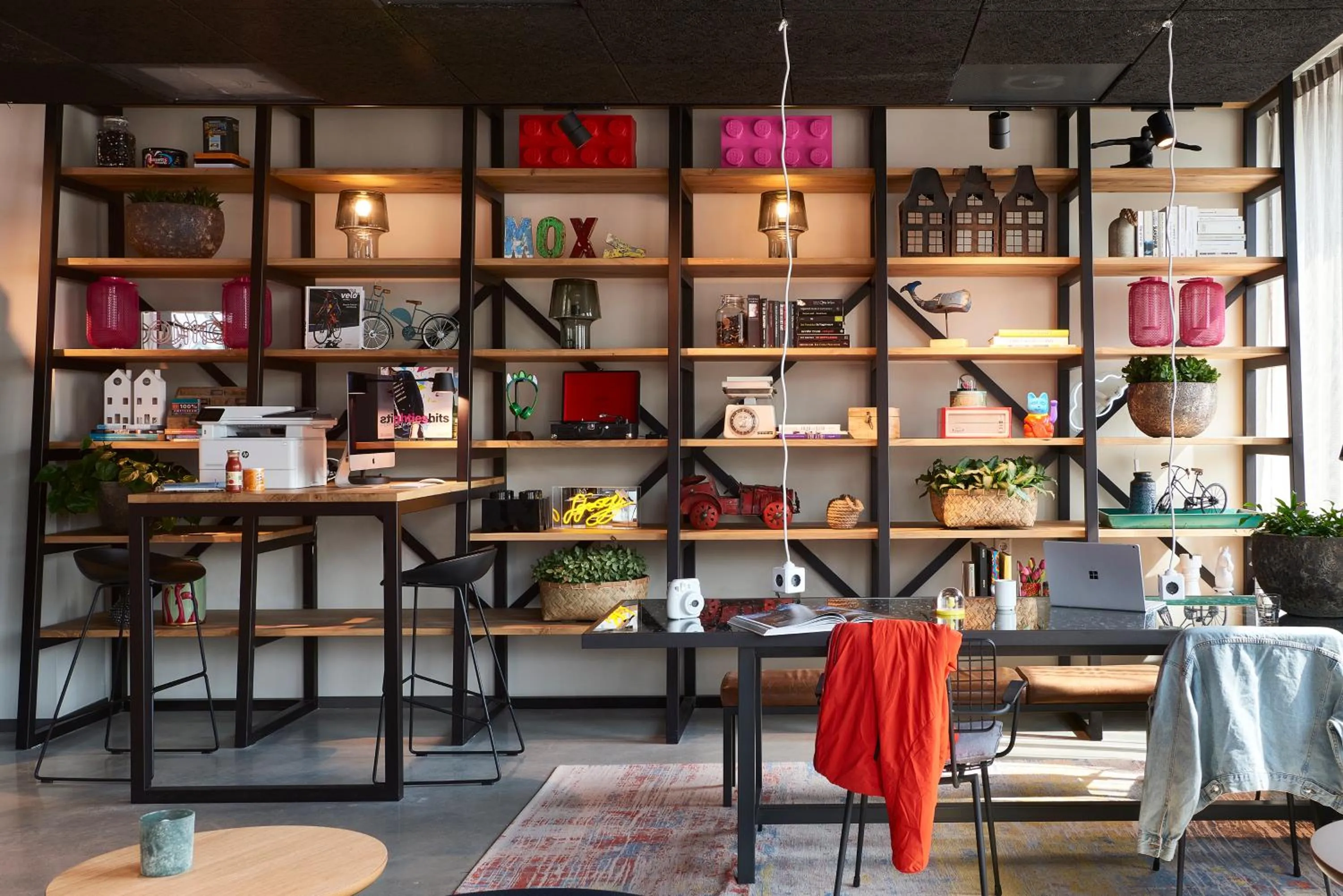 Lobby or reception in Moxy Amsterdam Schiphol Airport