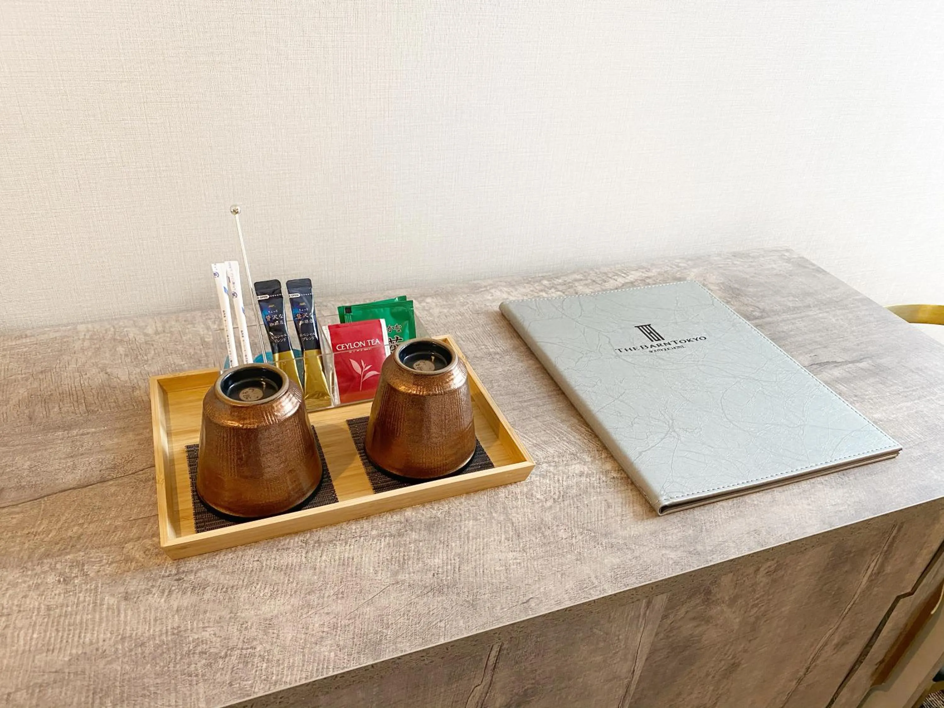 Coffee/tea facilities in The Barn Tokyo