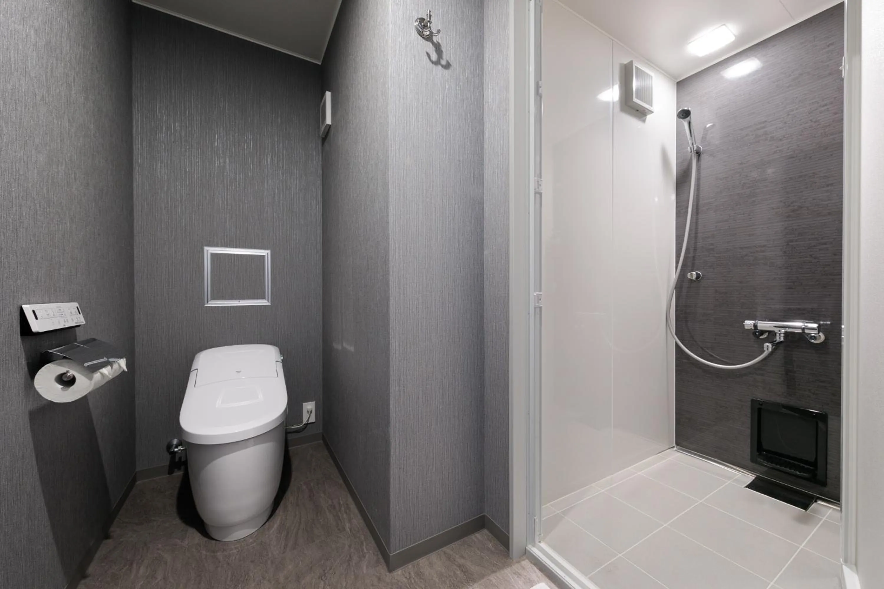 Bathroom in The Barn Tokyo