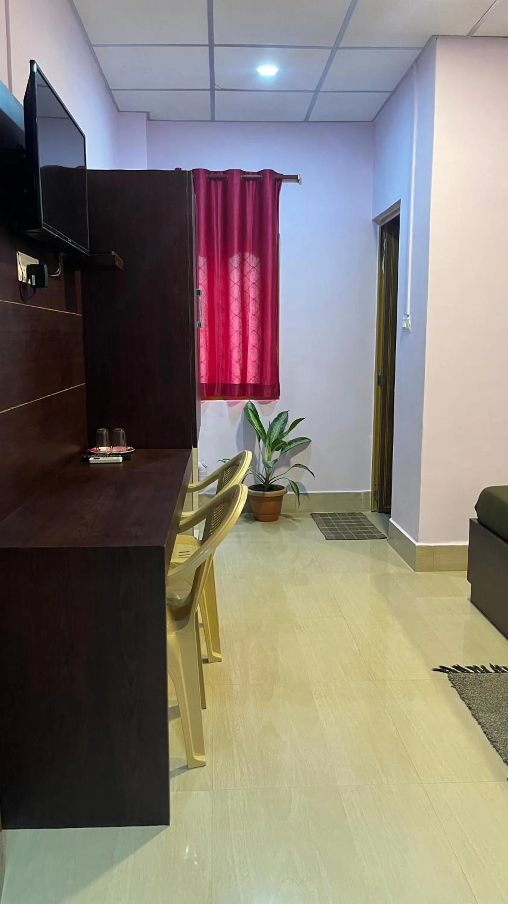 Communal lounge/ TV room in Purnima Resort Neil Island