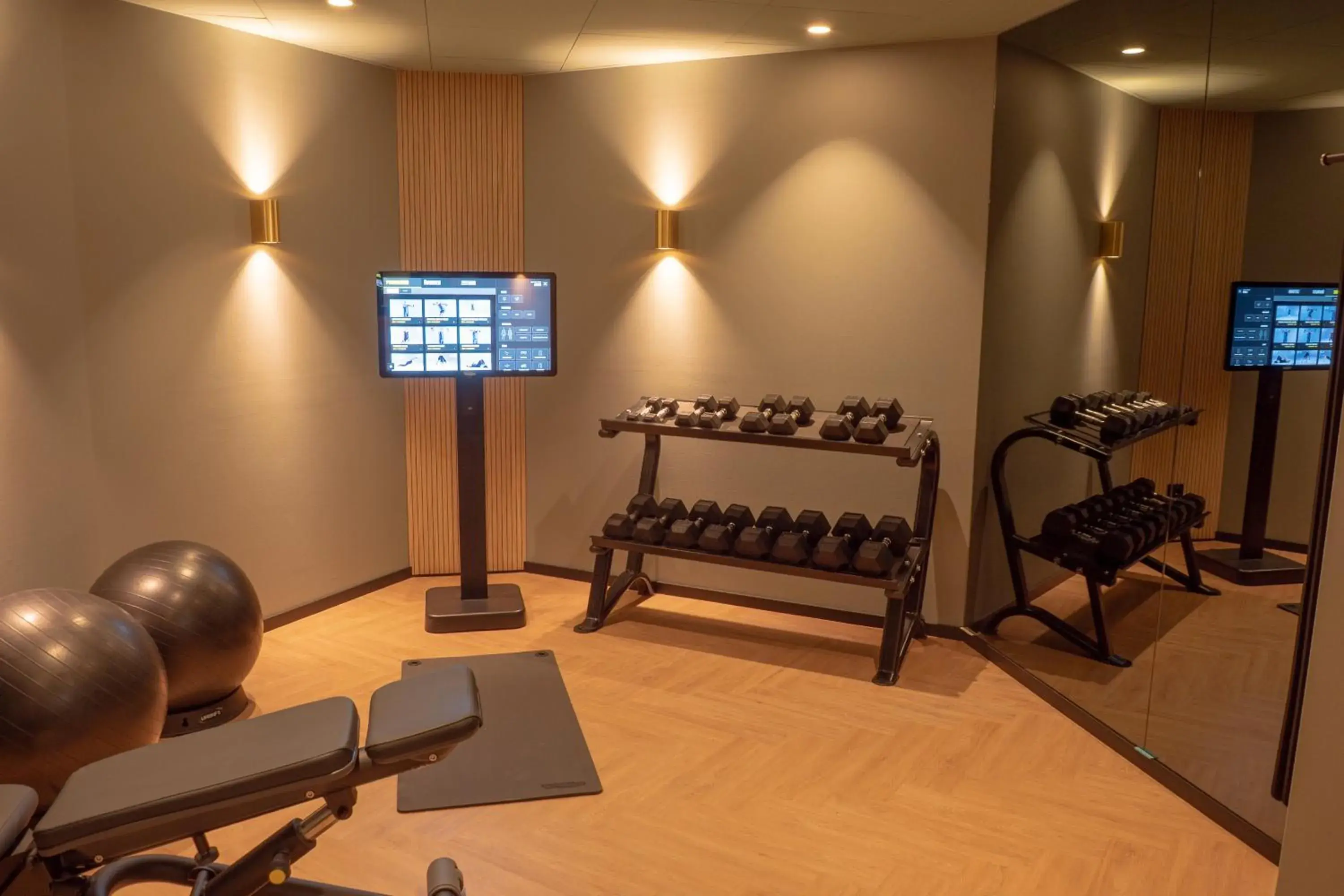 Fitness centre/facilities in Van der Valk Hotel Hildesheim Fitness centre/facilities in Van der Valk Hotel Hildesheim