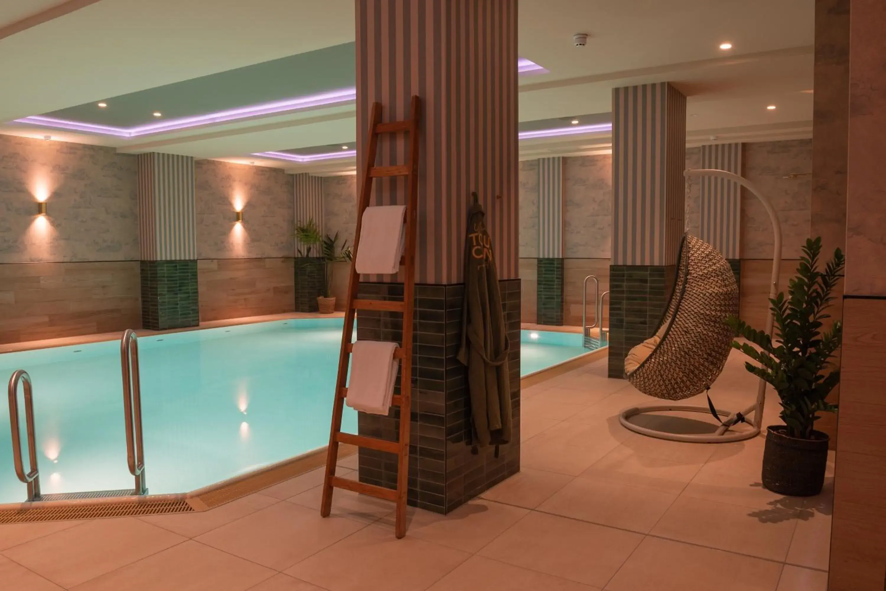 Swimming pool in Van der Valk Hotel Hildesheim Swimming pool in Van der Valk Hotel Hildesheim