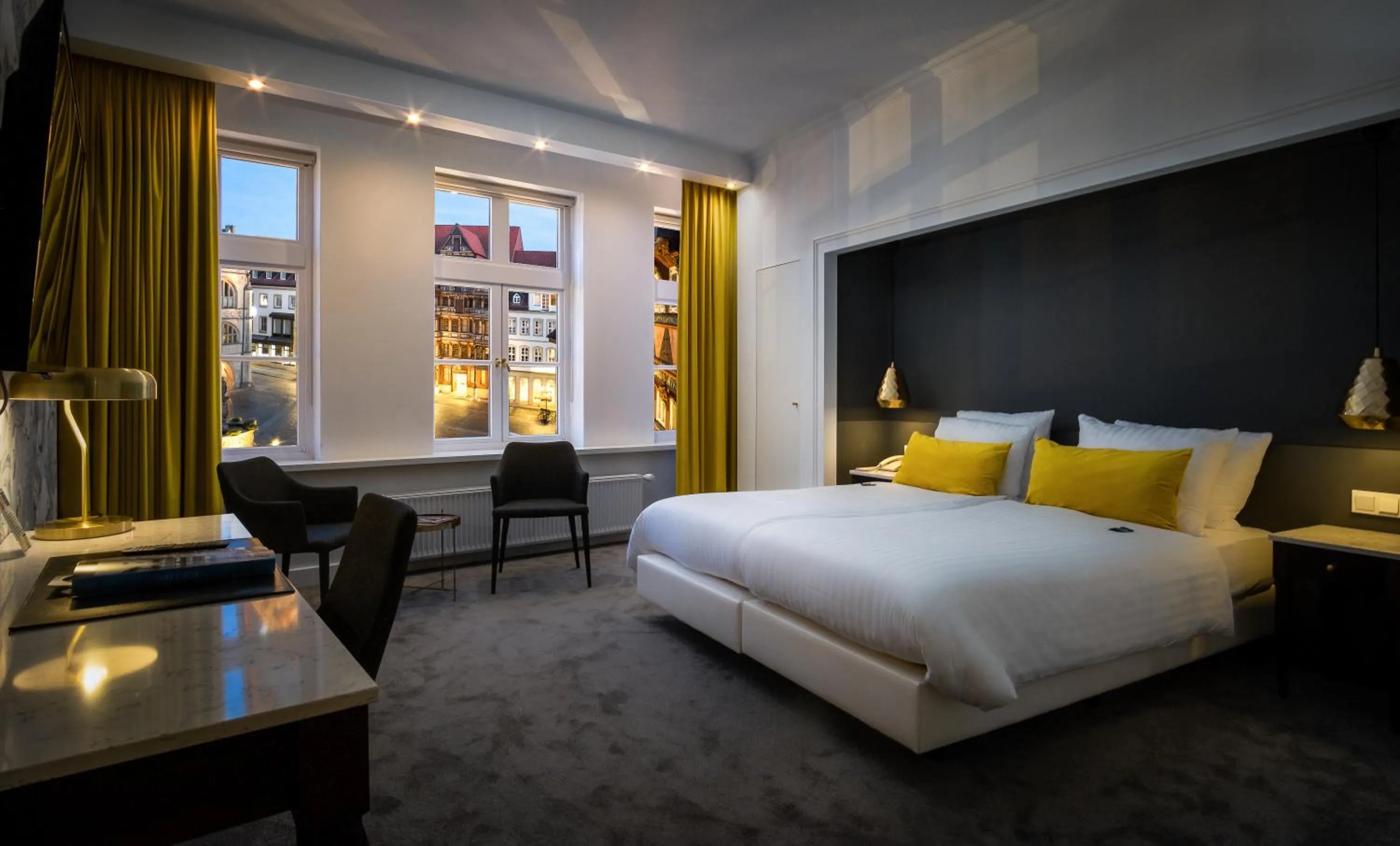 Photo of the whole room, Bed in Van der Valk Hotel Hildesheim