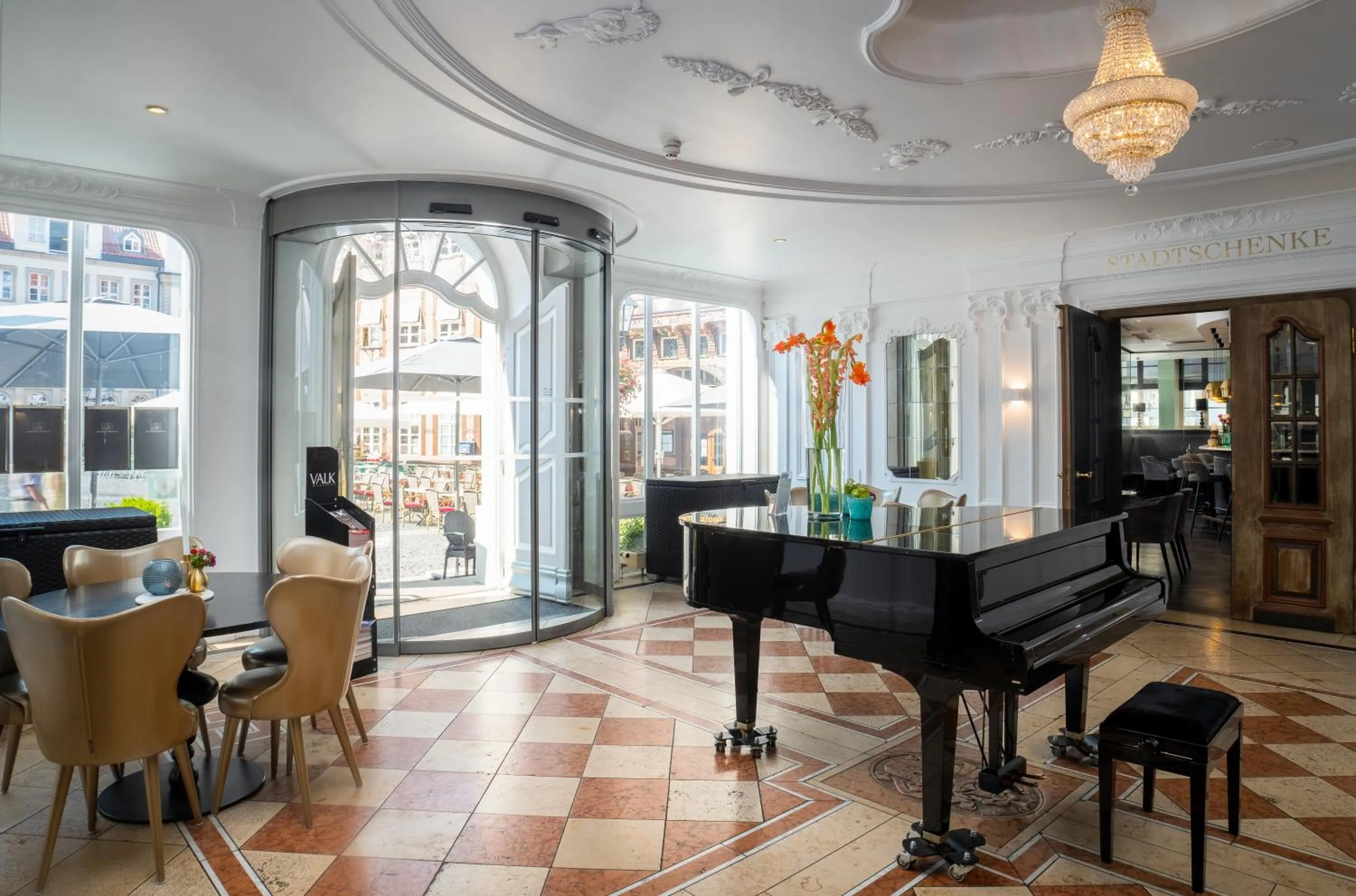 Lobby or reception in Van der Valk Hotel Hildesheim