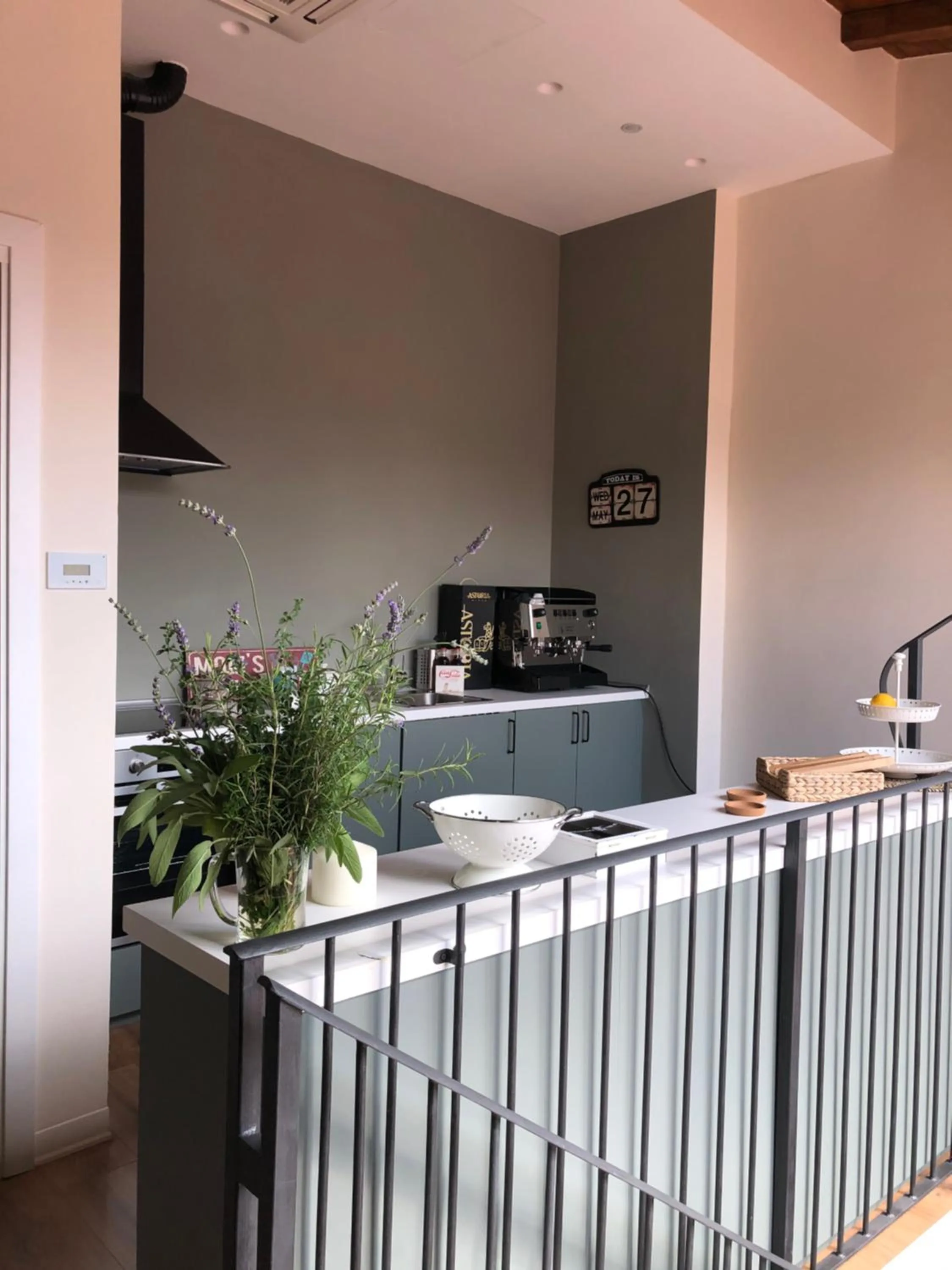 Communal kitchen in L'Iris B&B in Terrazza