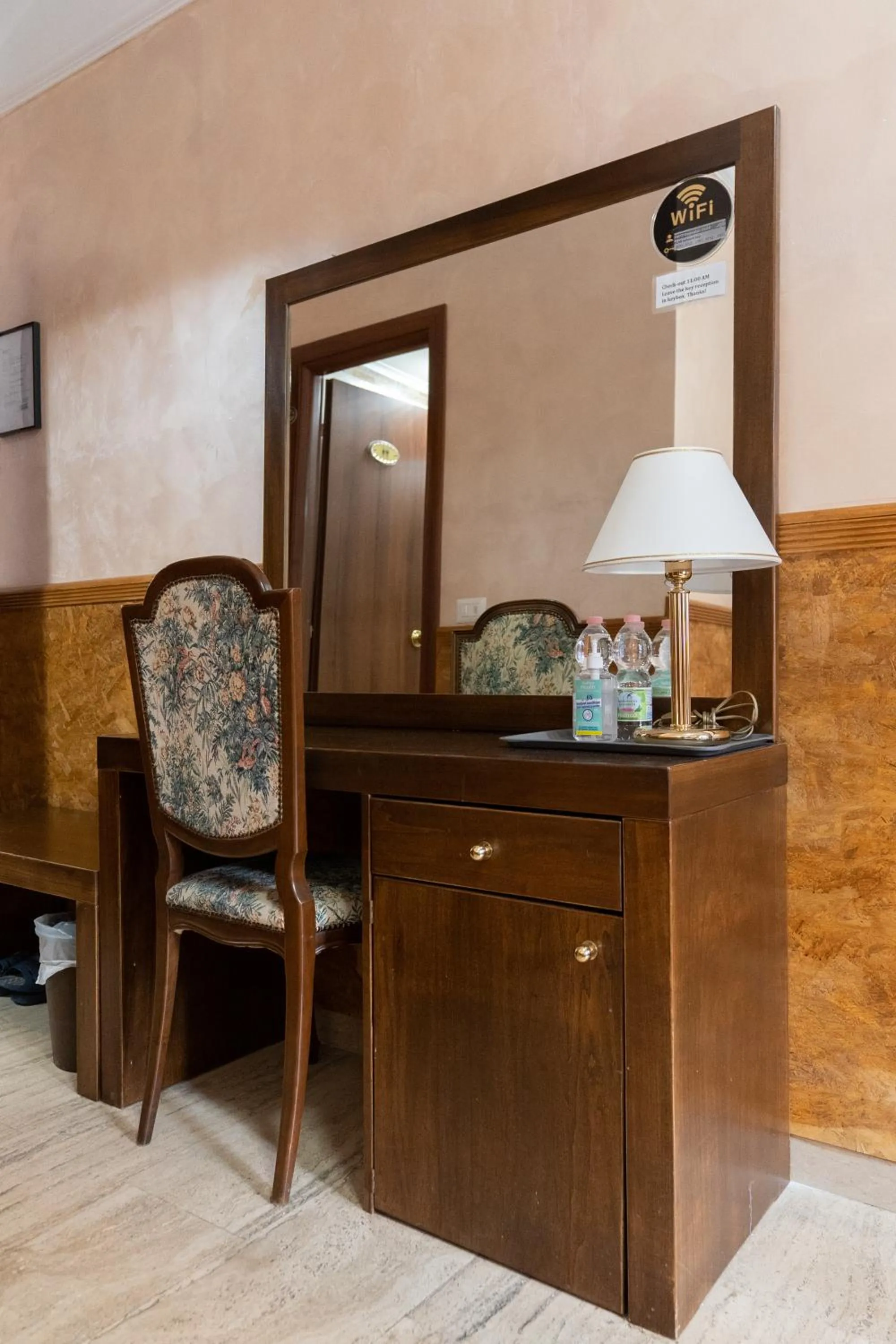 hair dresser in Korean Sonata