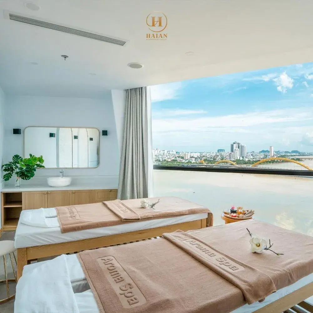 Spa and wellness centre/facilities, Bed in HAIAN Riverfront Hotel Da Nang Spa and wellness centre/facilities, Bed in HAIAN Riverfront Hotel Da Nang
