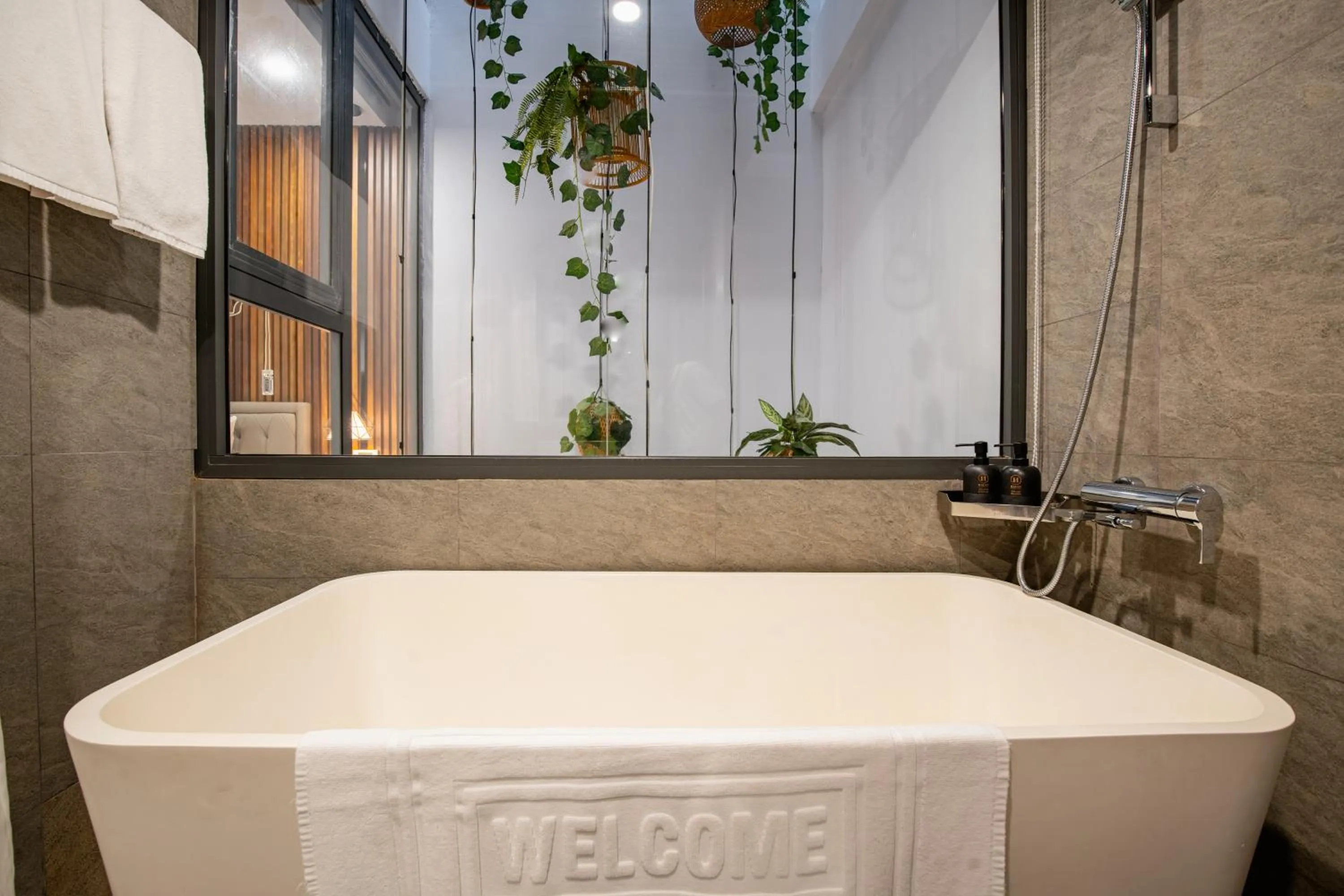 Bath in HAIAN Riverfront Hotel Da Nang