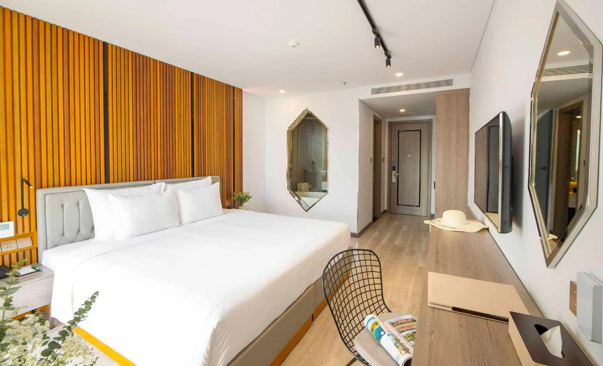 Bed in HAIAN Riverfront Hotel Da Nang