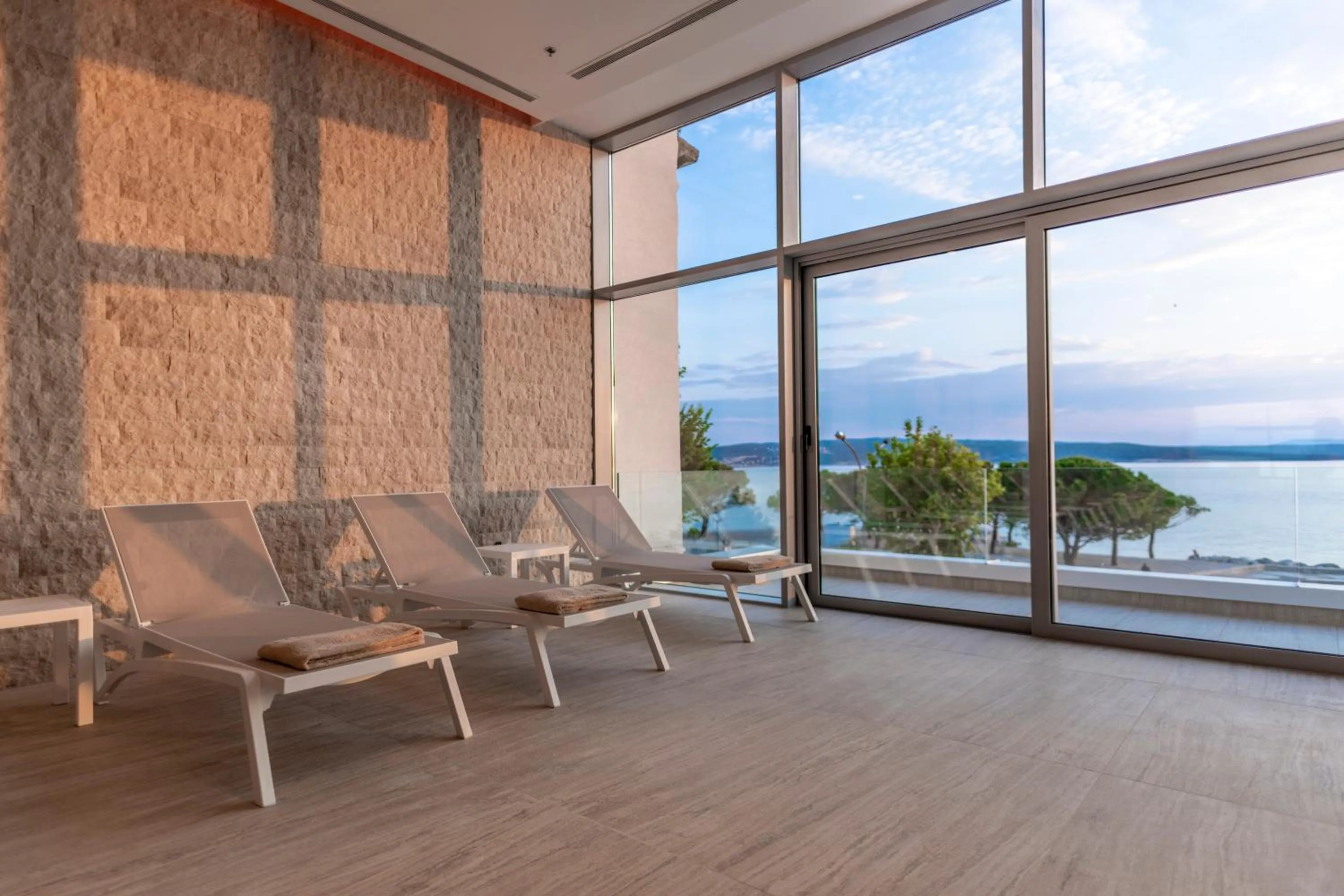 Swimming pool in Hotel Miramare