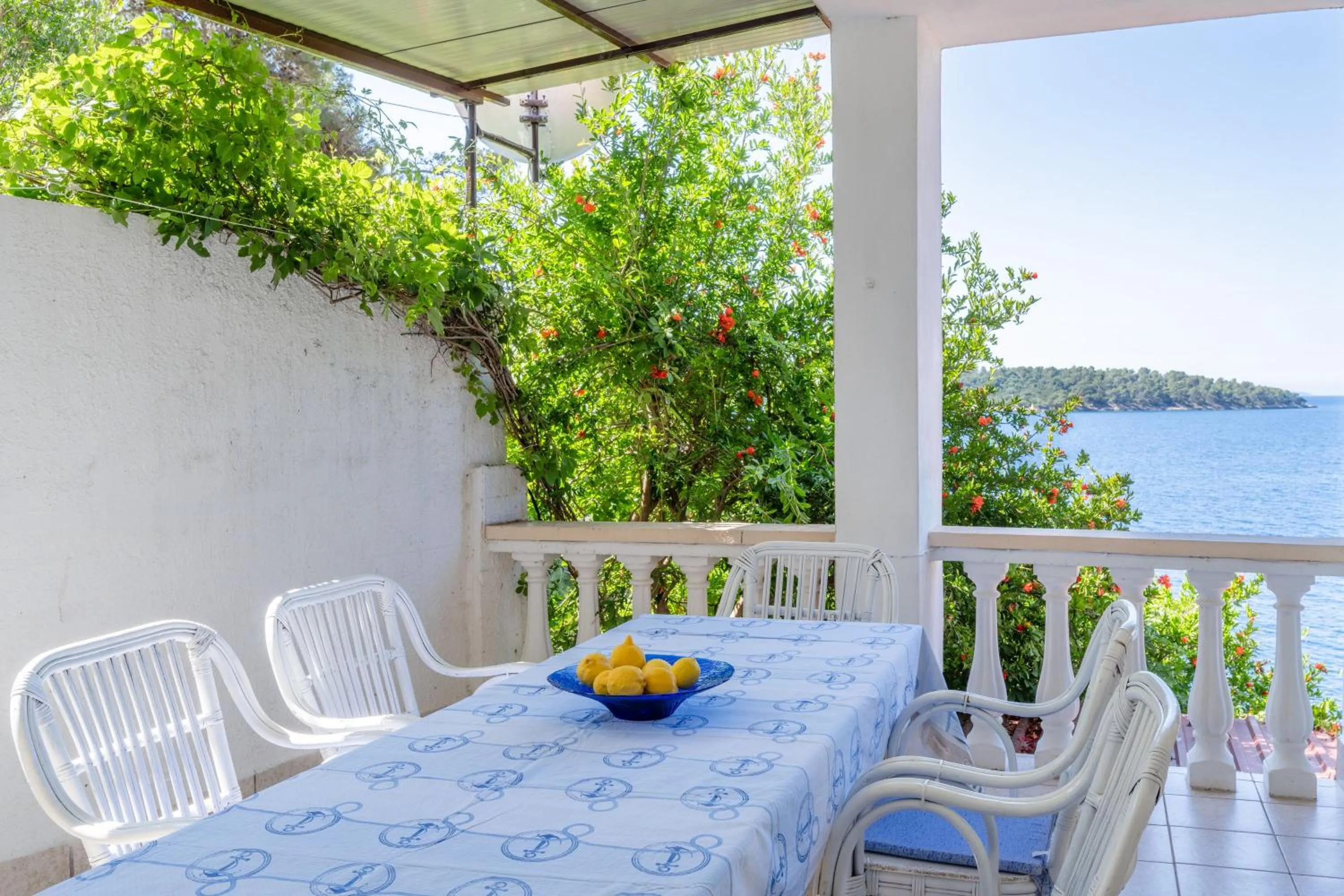 Balcony/Terrace in Apartments Ljiljana