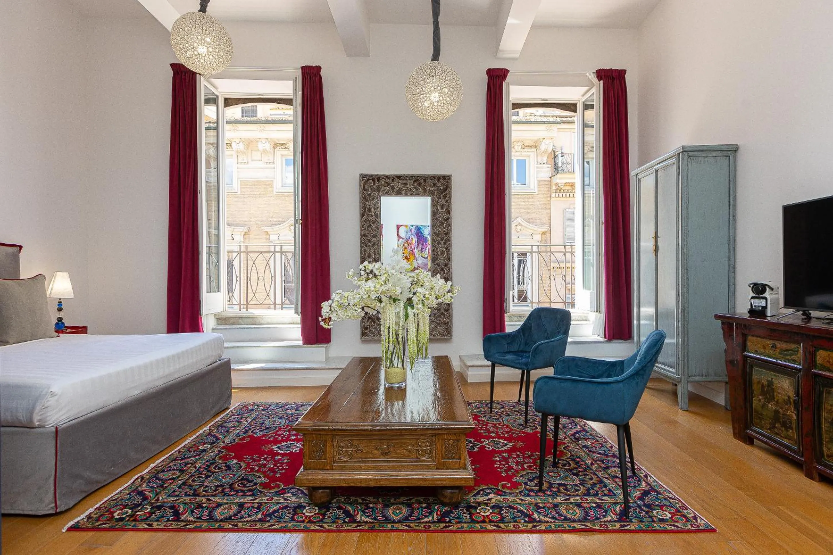 Photo of the whole room, Bed in Suite della Pigna