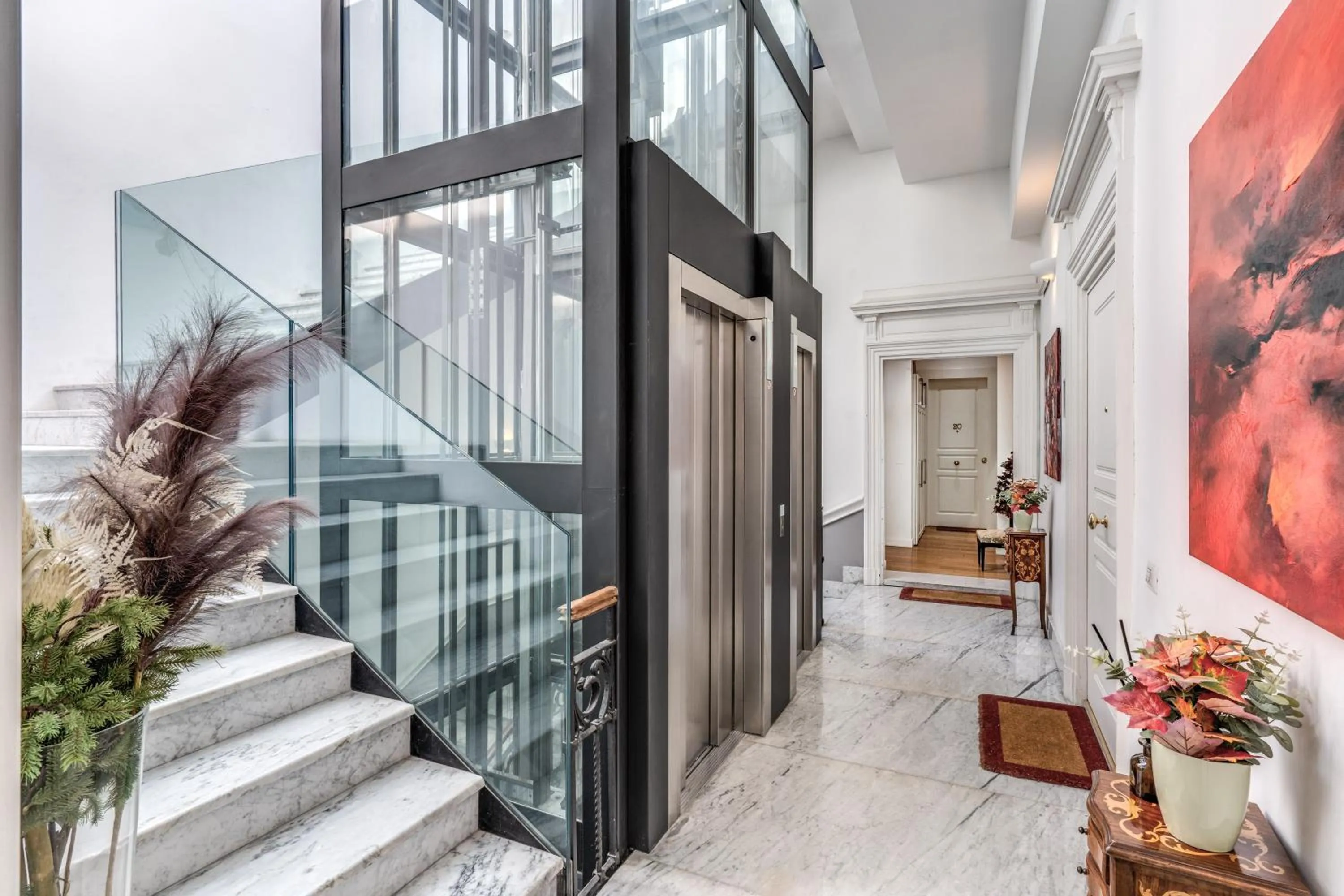 Property building in Suite della Pigna