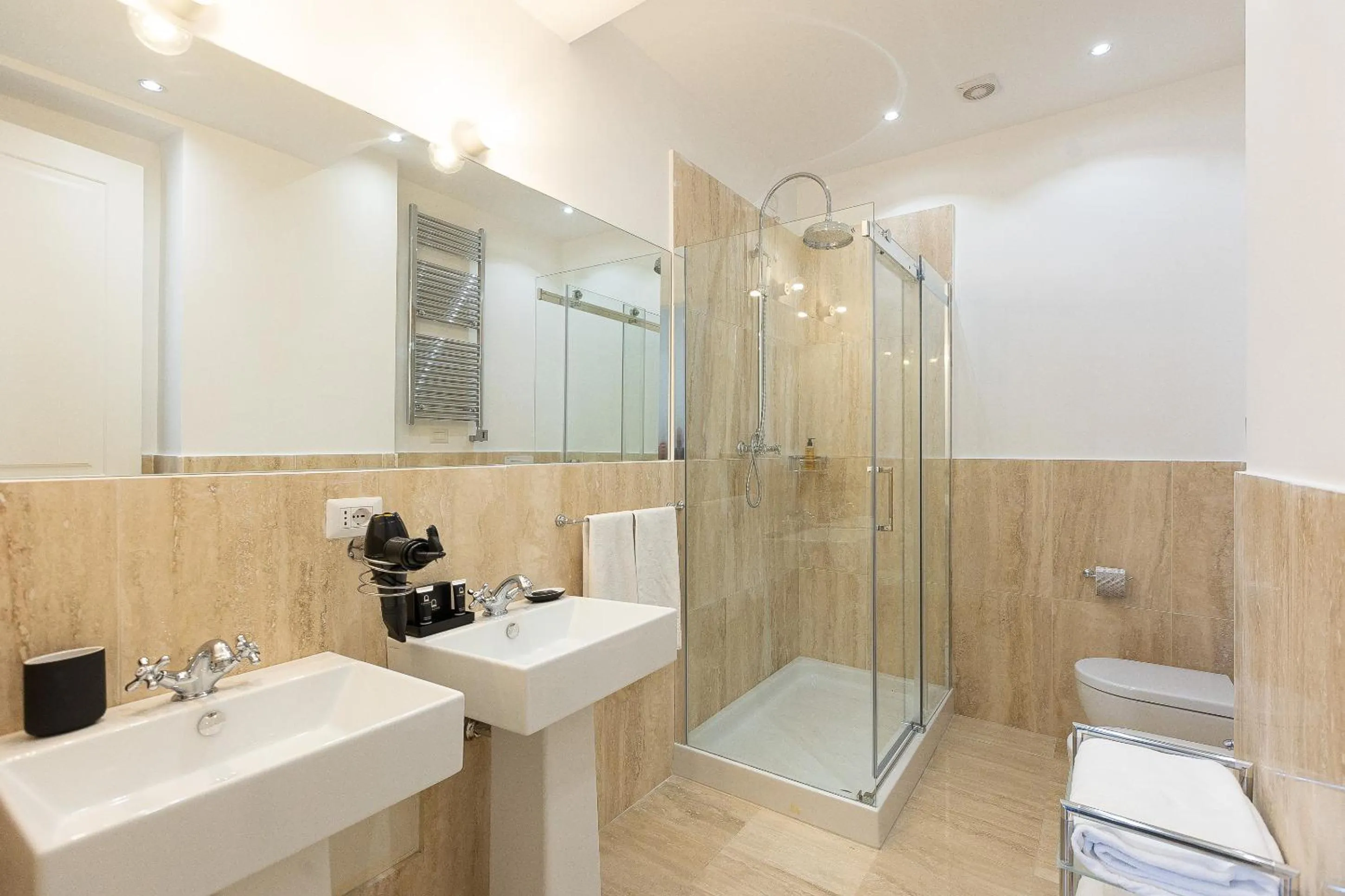 Bathroom in Suite della Pigna