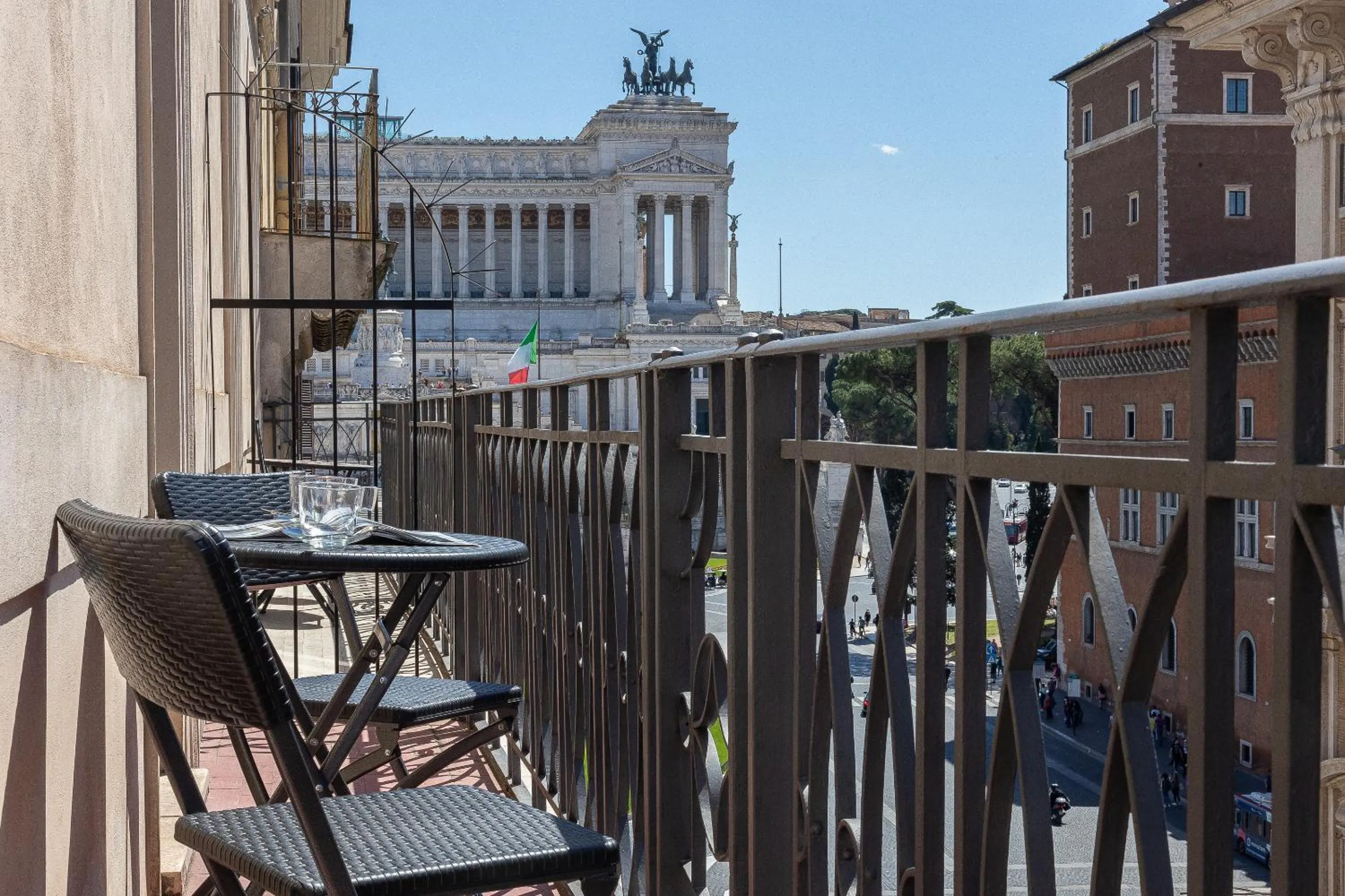 Nearby landmark in Suite della Pigna