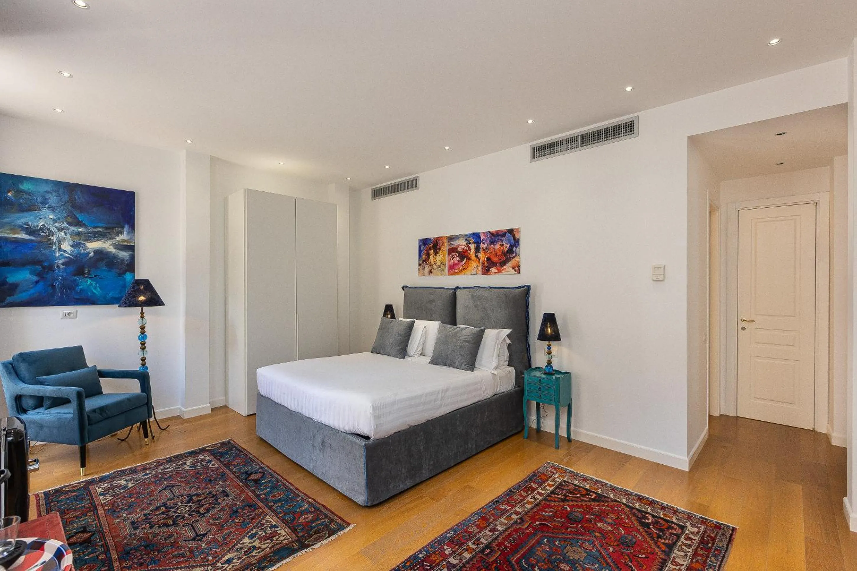 Photo of the whole room, Bed in Suite della Pigna