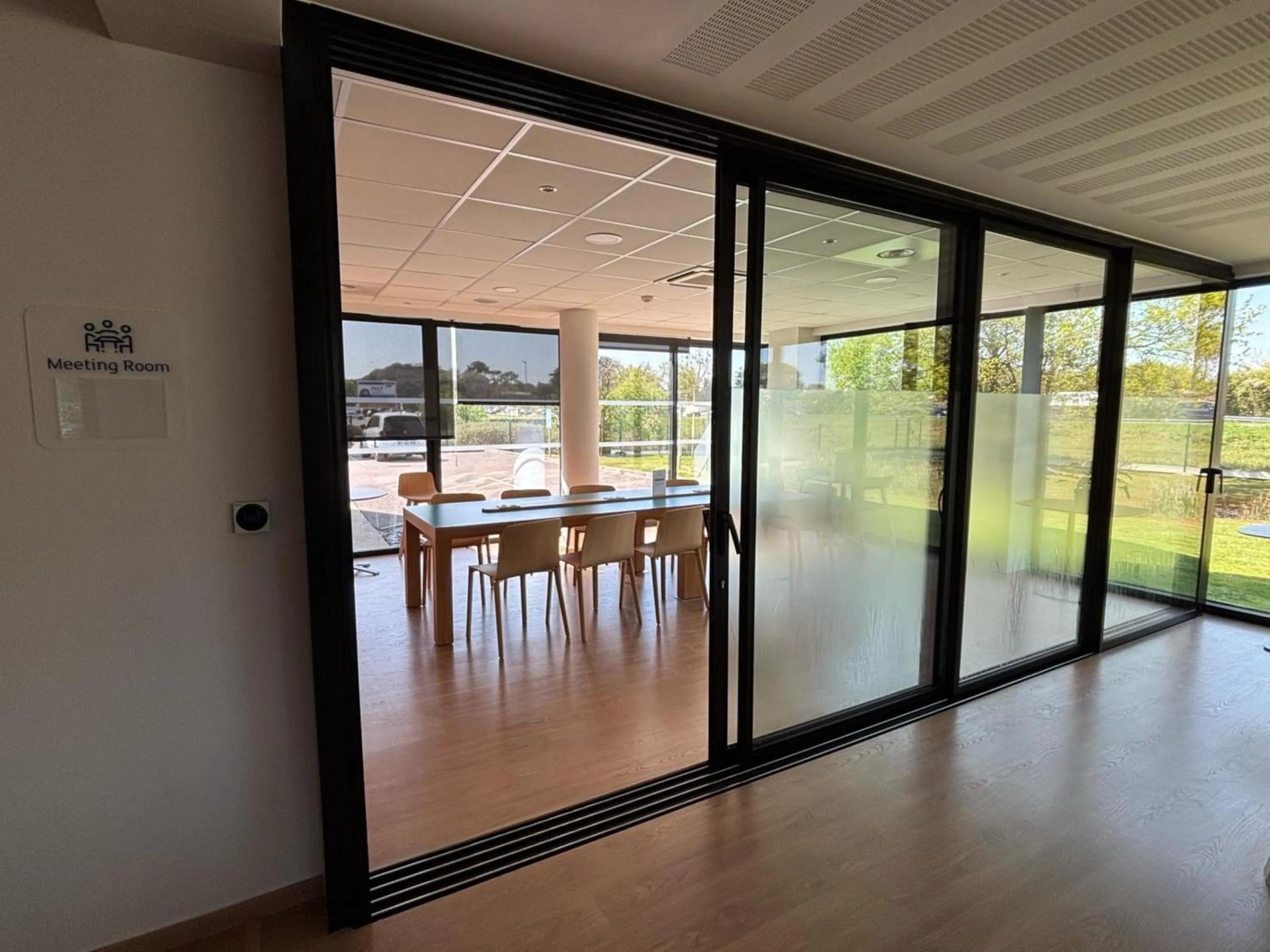 Meeting/conference room in Holiday Inn Express - Arcachon - La Teste by IHG