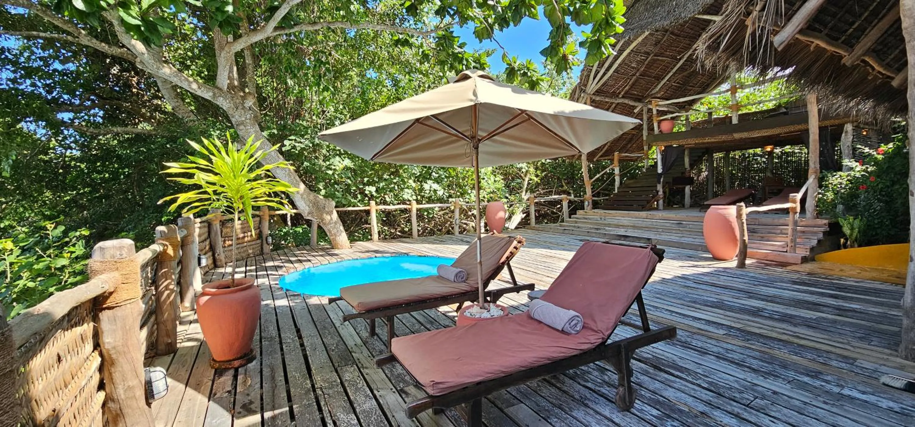 Patio in Fundu Lagoon