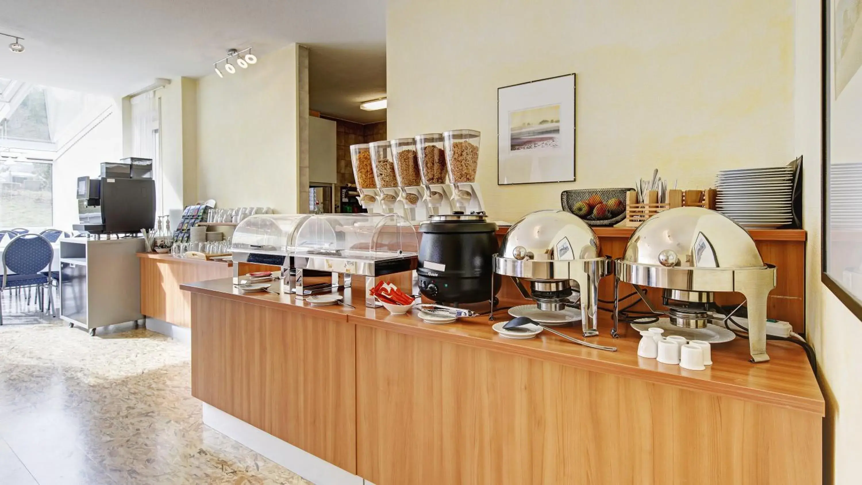 Continental breakfast in Airport-Hotel Stetten