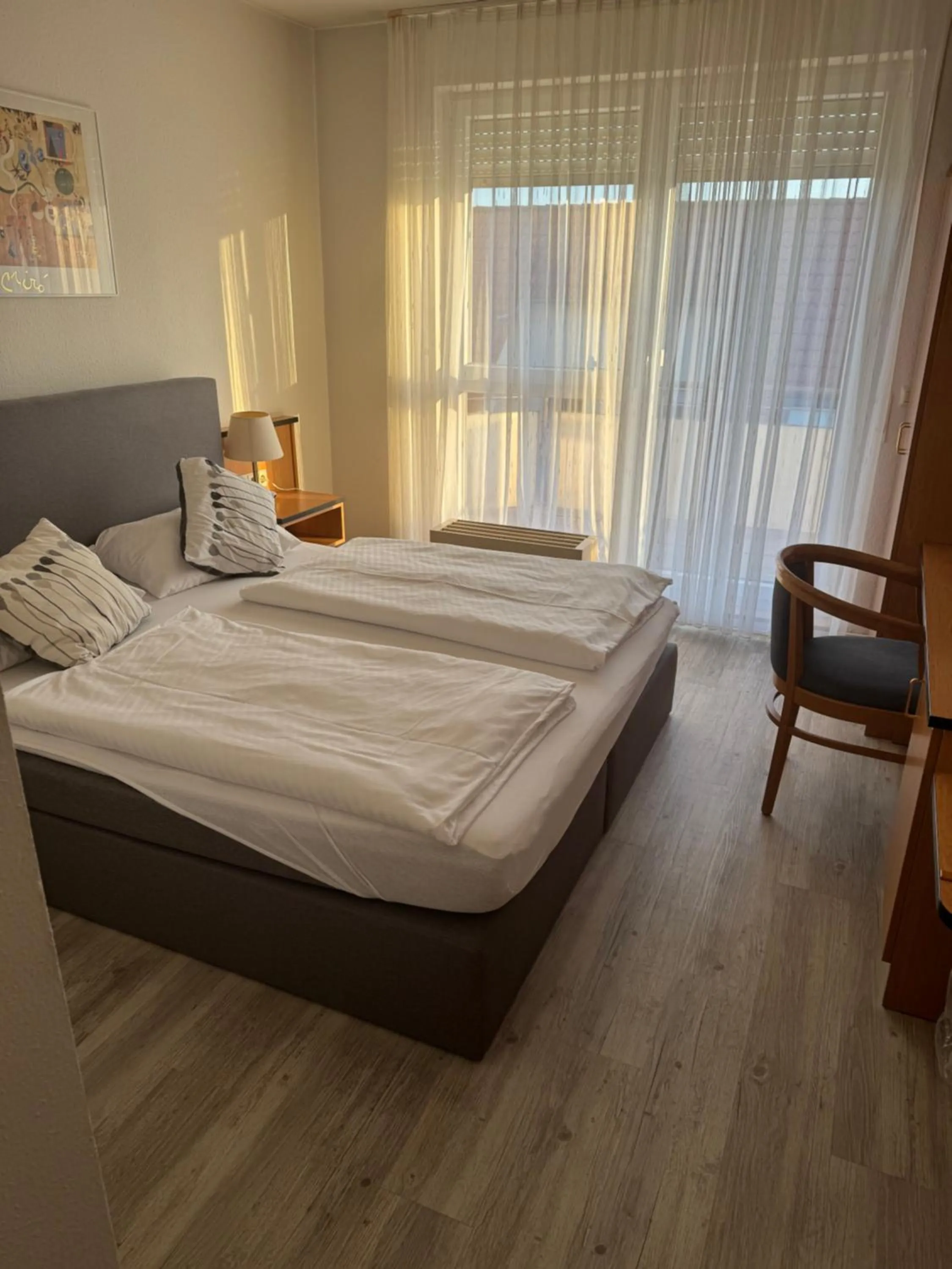 Bed in Airport-Hotel Stetten