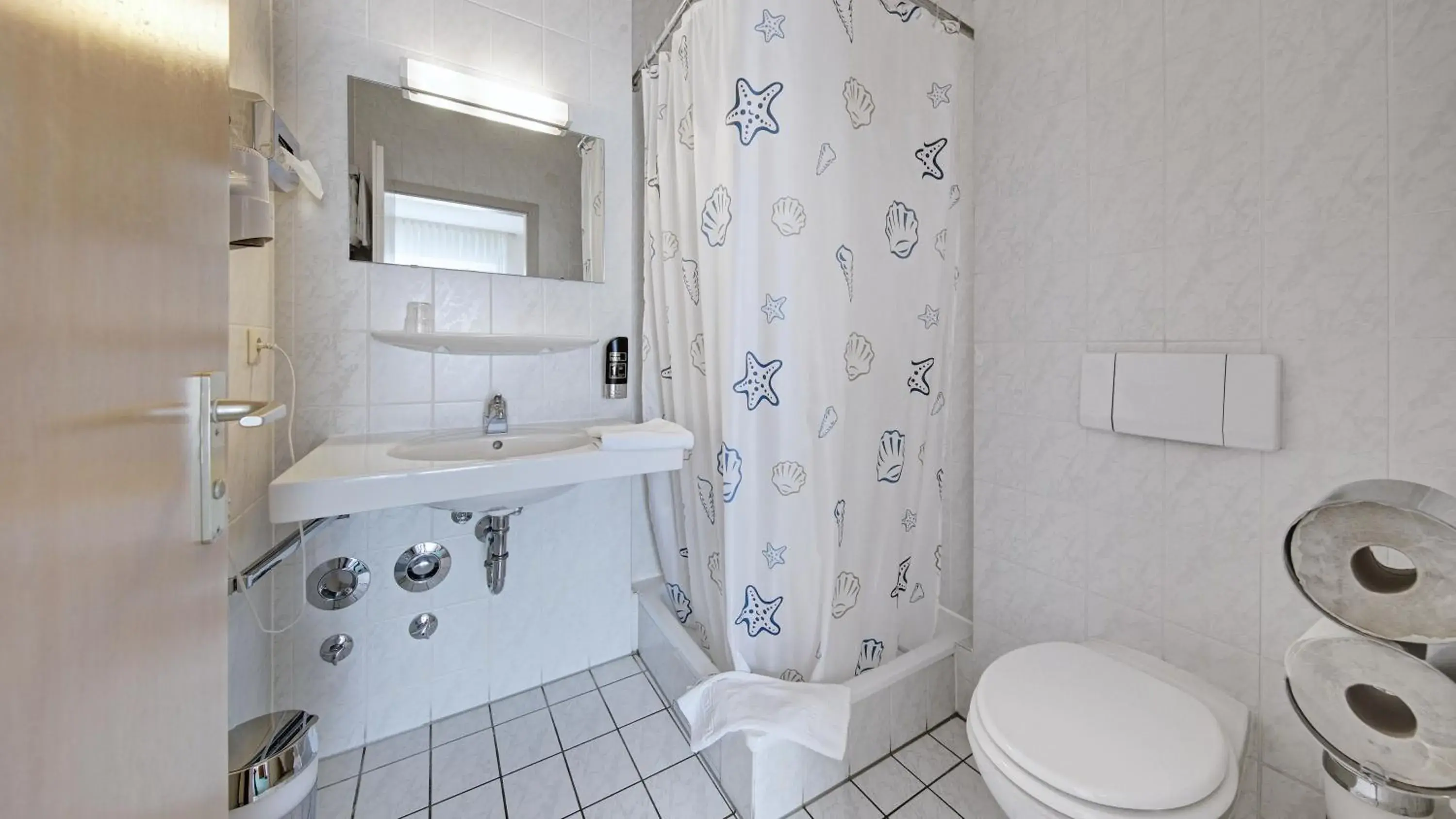 Shower, Bathroom in Airport-Hotel Stetten