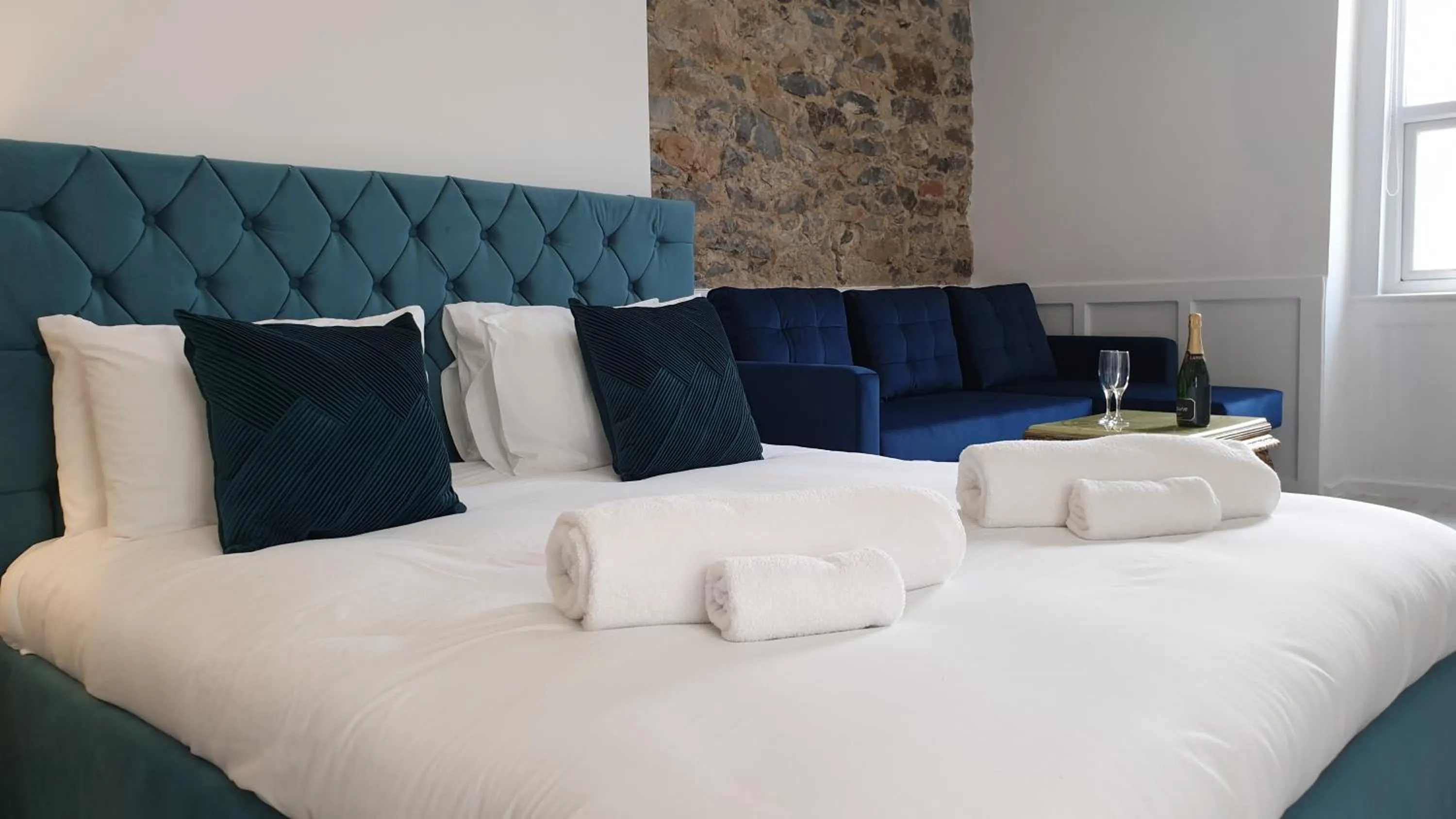 Bed in Snowdon Retreat Villa by Seaside Llandudno