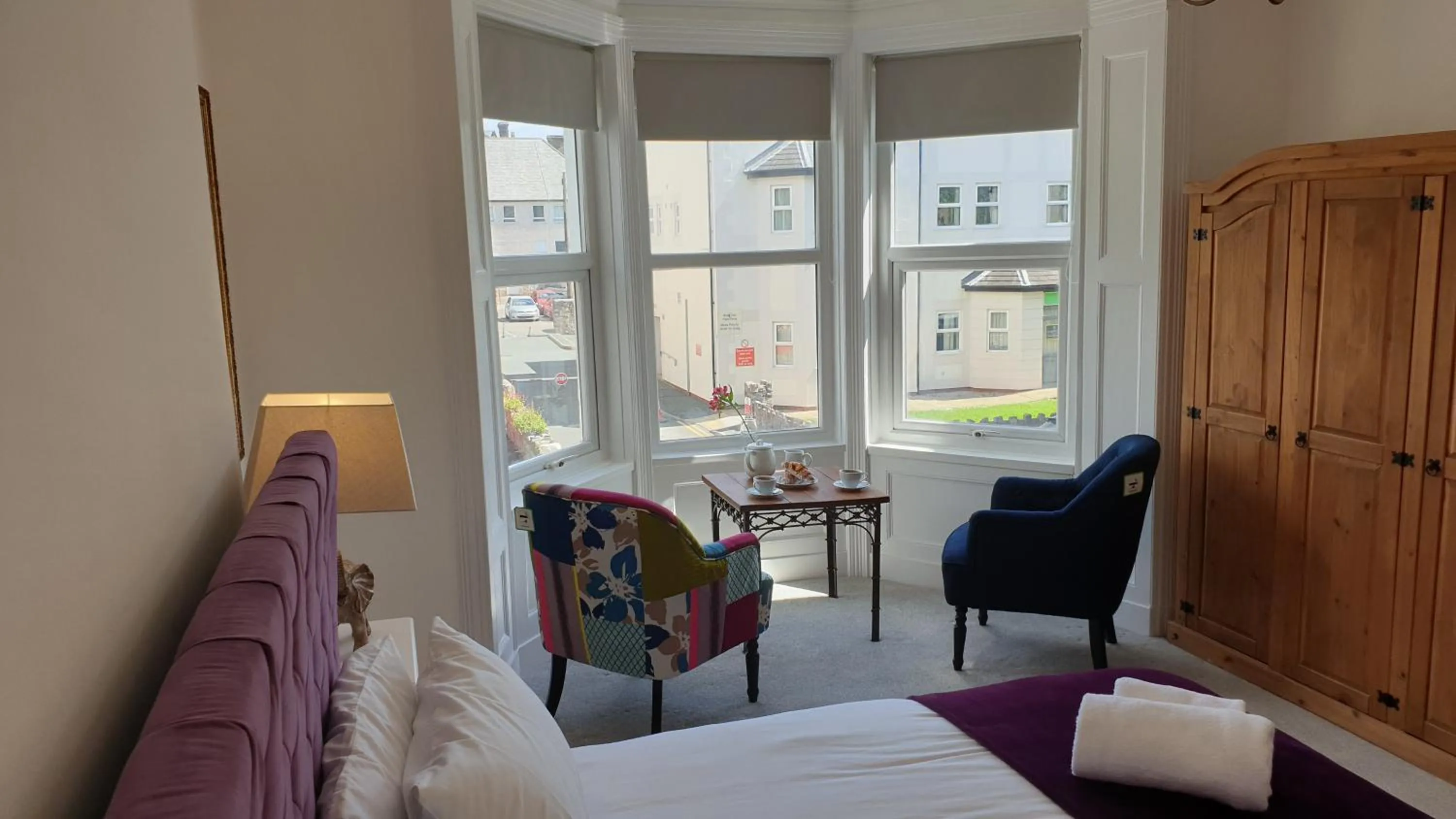Bed in Snowdon Retreat Villa by Seaside Llandudno