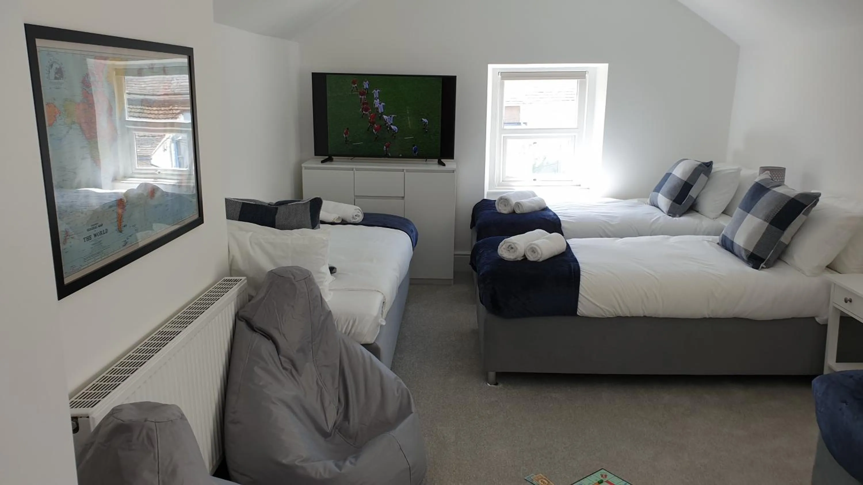 Bed in Snowdon Retreat Villa by Seaside Llandudno