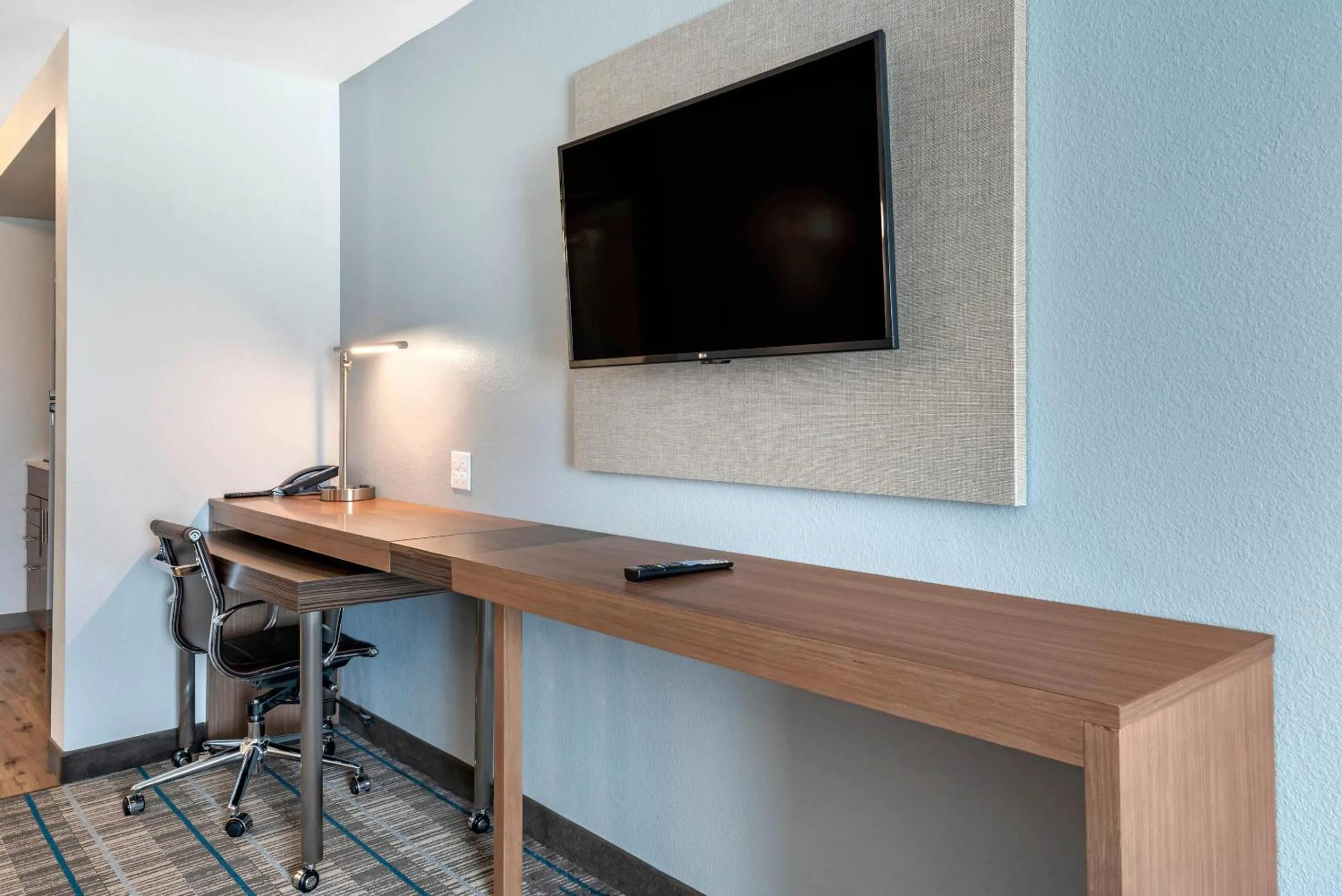 Bedroom in MainStay Suites Durango