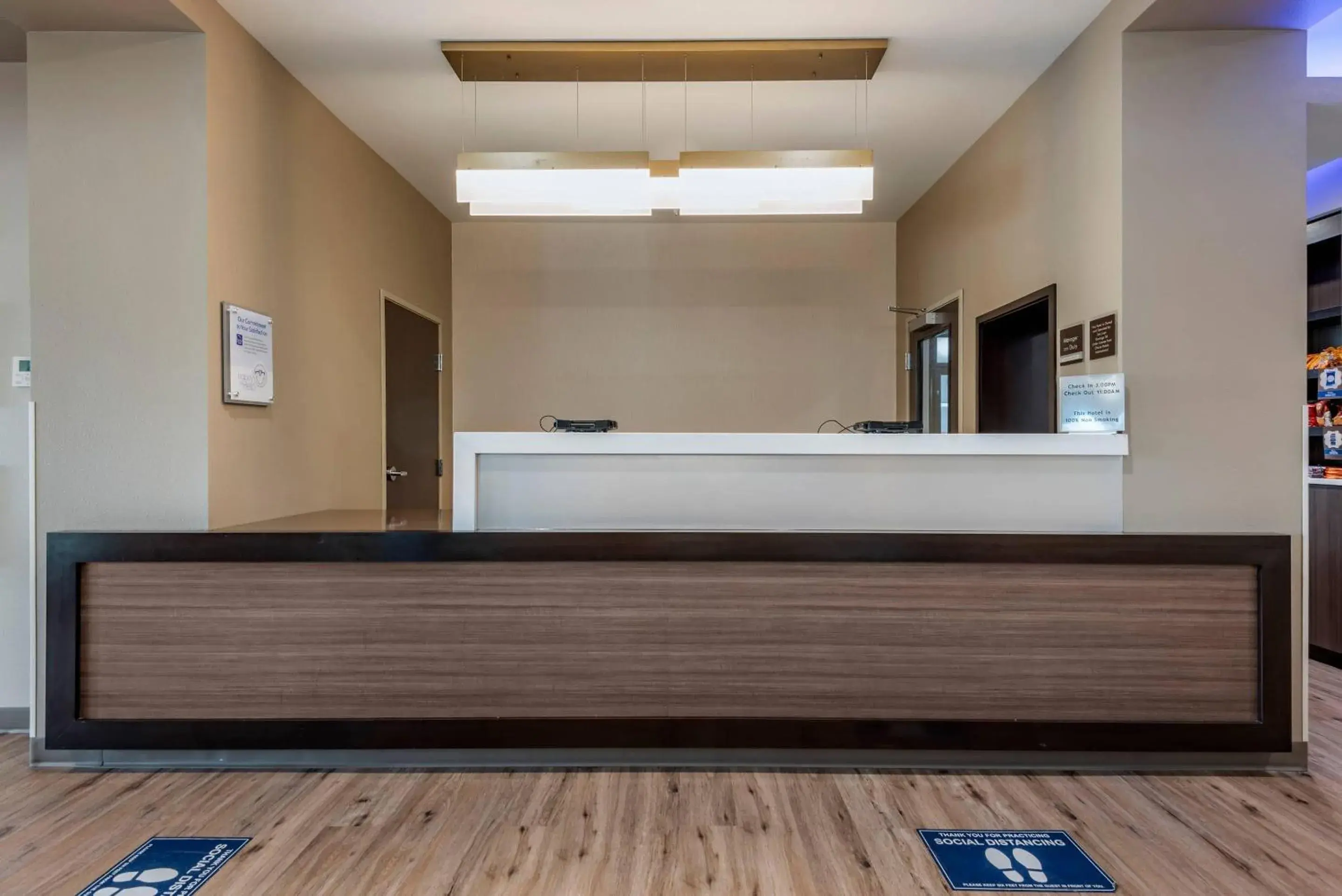 Lobby or reception in MainStay Suites Durango Lobby or reception in MainStay Suites Durango