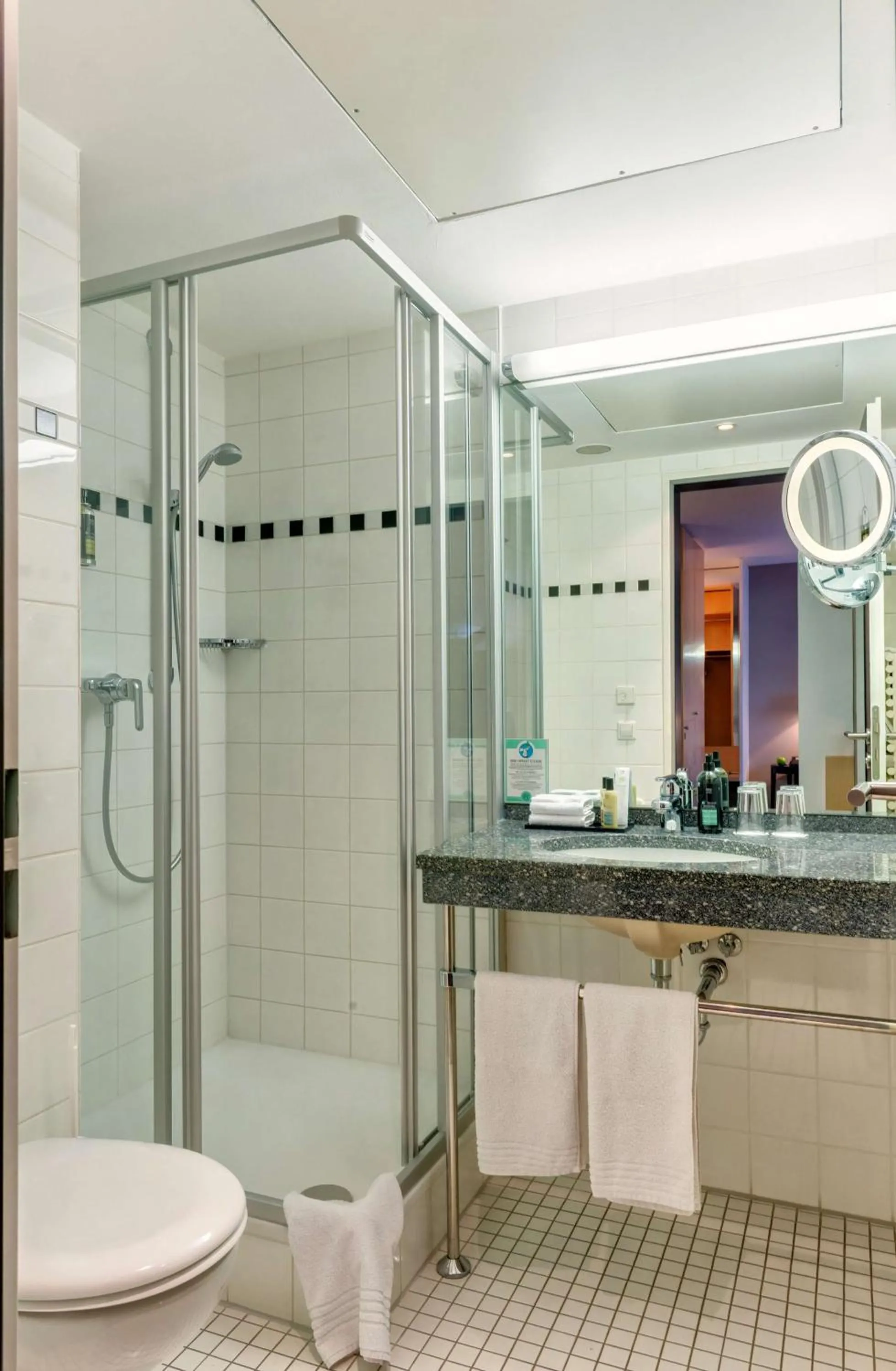 Bathroom in nestor Hotel Stuttgart-Ludwigsburg