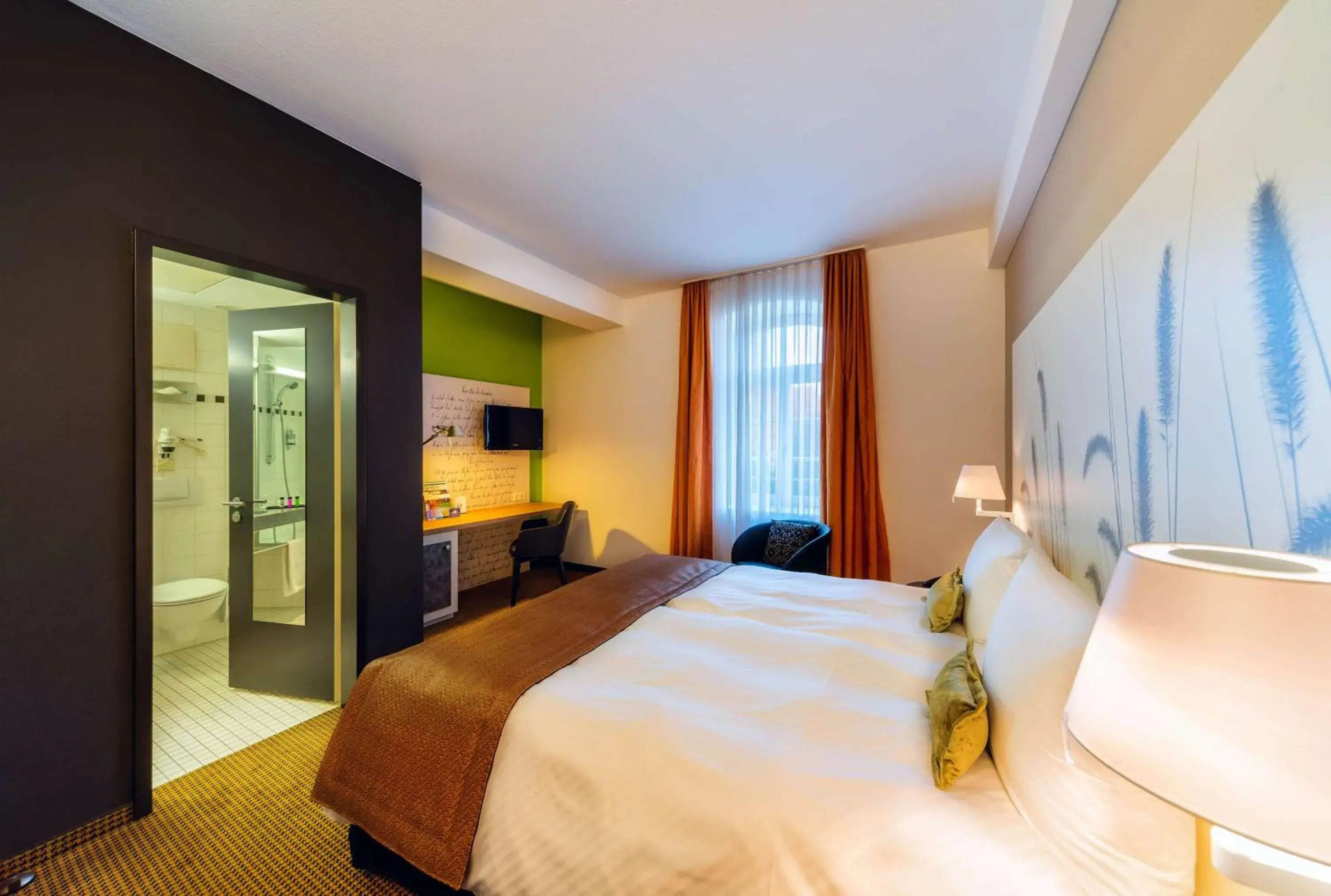 Photo of the whole room, Bed in nestor Hotel Stuttgart-Ludwigsburg Photo of the whole room, Bed in nestor Hotel Stuttgart-Ludwigsburg