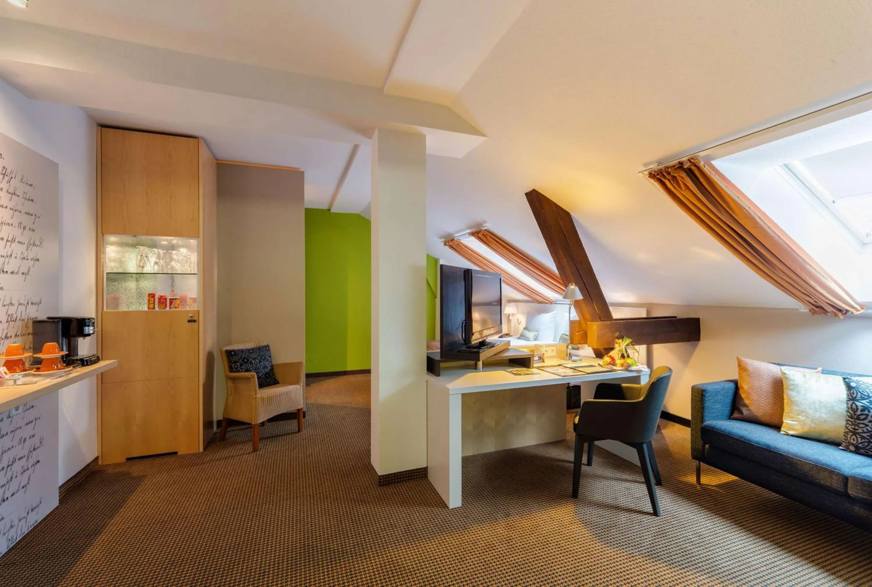 Photo of the whole room in nestor Hotel Stuttgart-Ludwigsburg