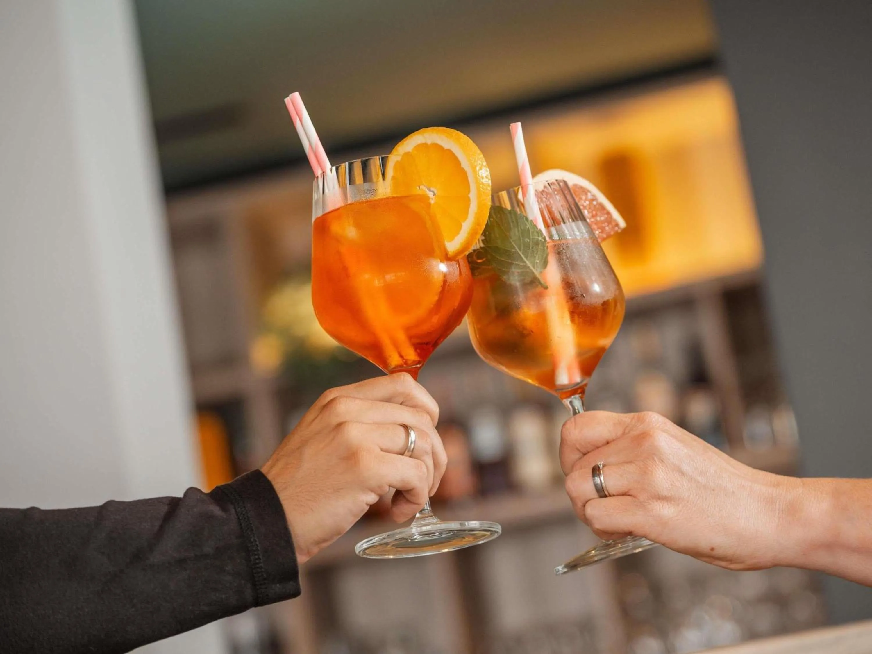 Lounge or bar in ibis Styles Neckarsulm