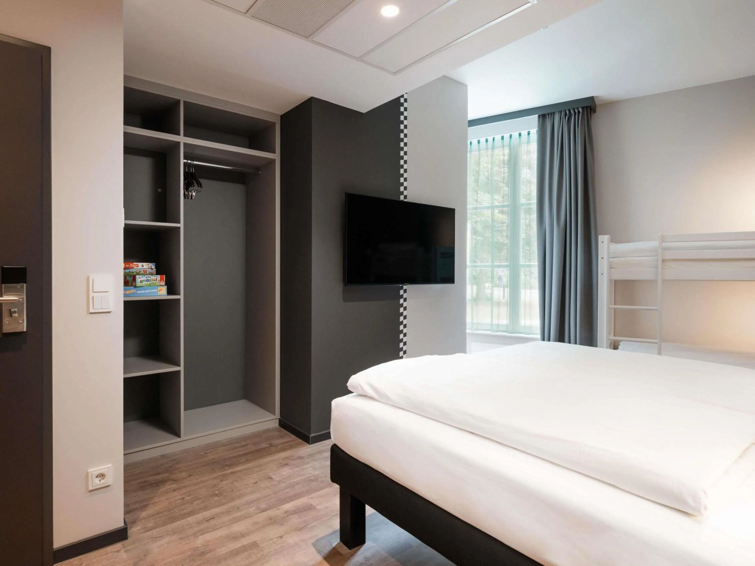 Bedroom, Bed in ibis Styles Neckarsulm