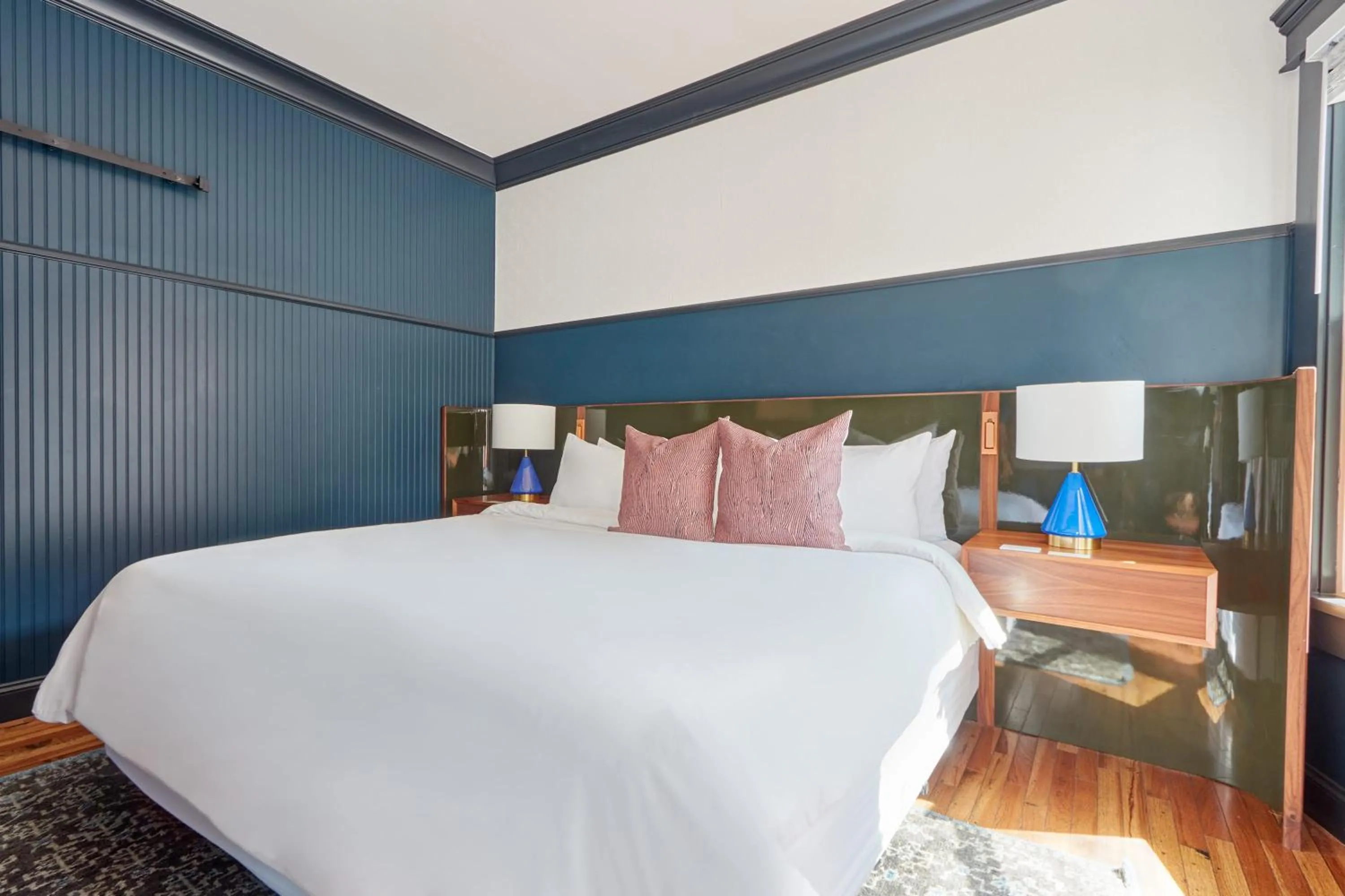 Bed in The Davis Downtown San Diego