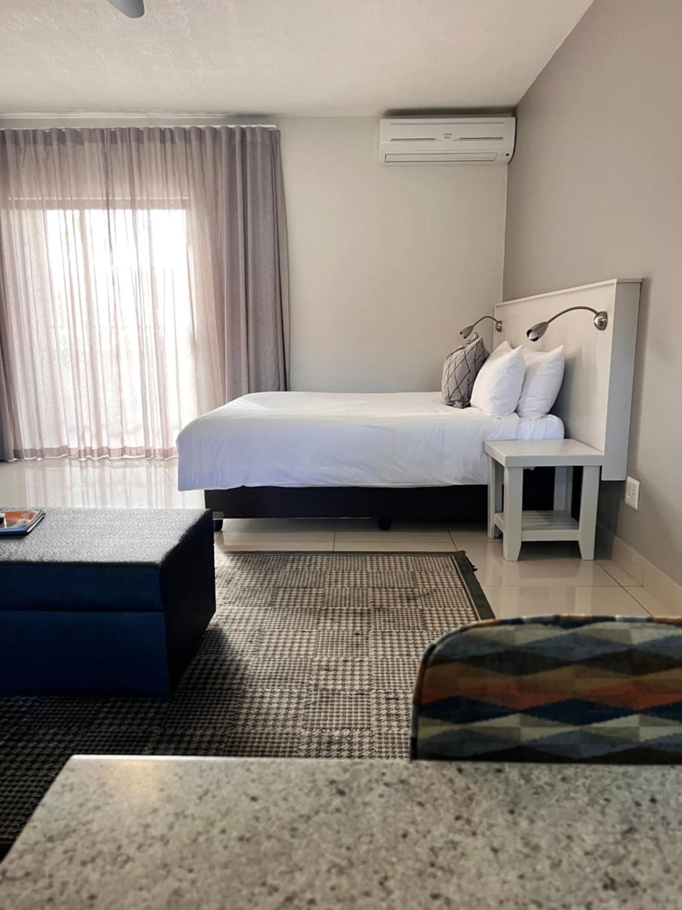 Bedroom, Bed in Hillside Executive Accommodation