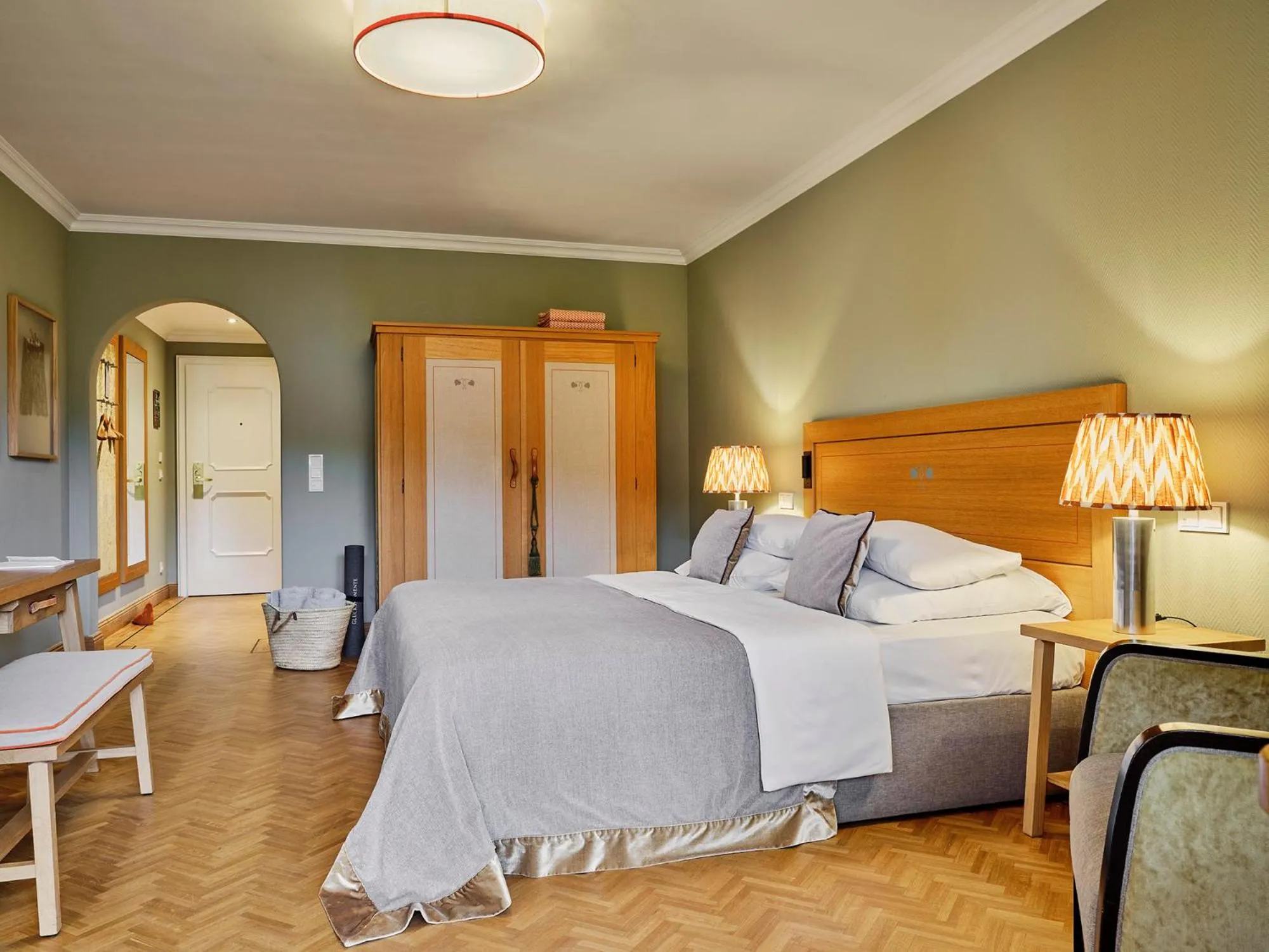 Bedroom, Bed in Spa & Resort Bachmair Weissach, LUXURY FAMILY RESORT