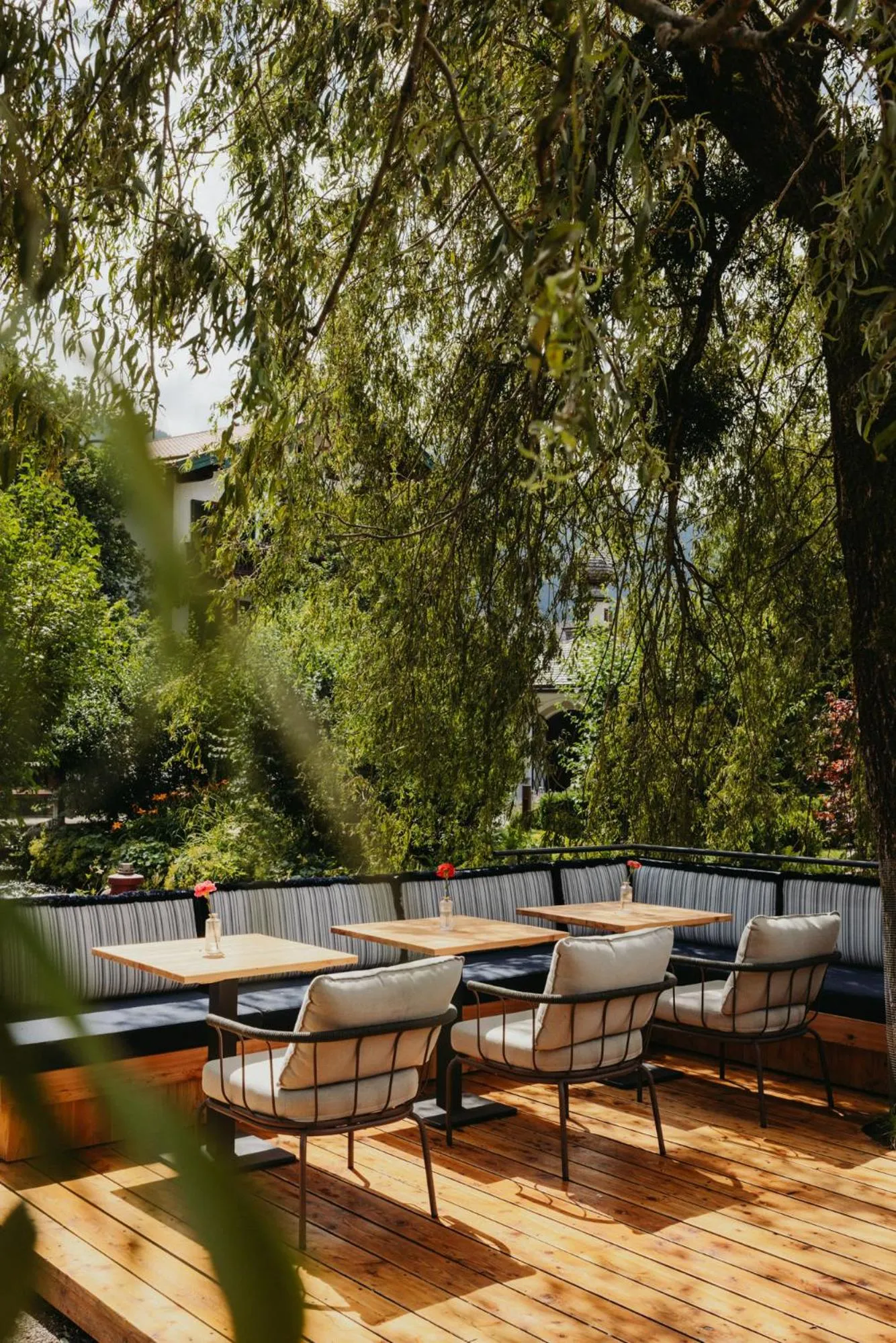 Garden in Spa & Resort Bachmair Weissach, LUXURY FAMILY RESORT