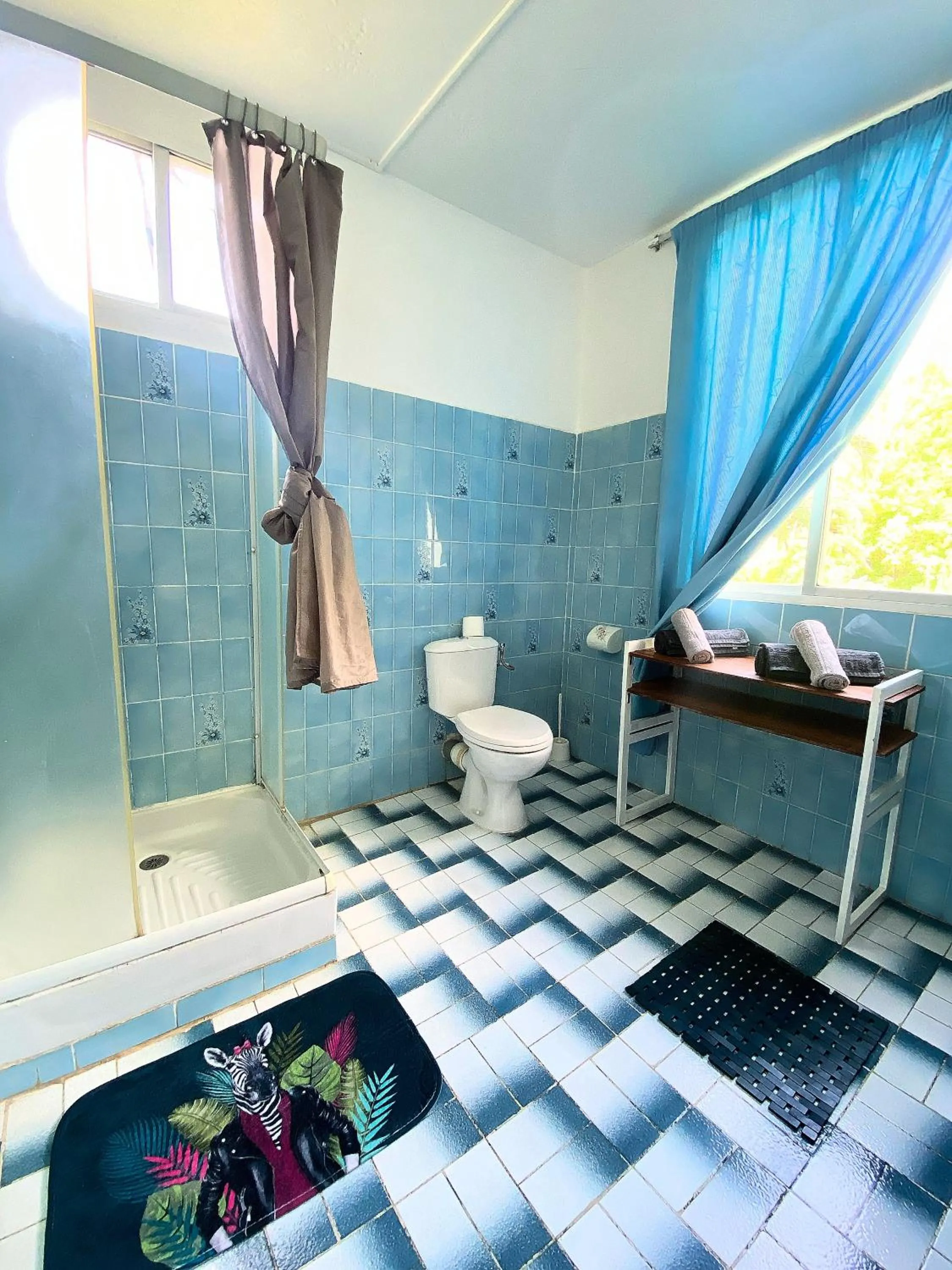 Shower in Auberge K-WAN Hostel - Proche Plages