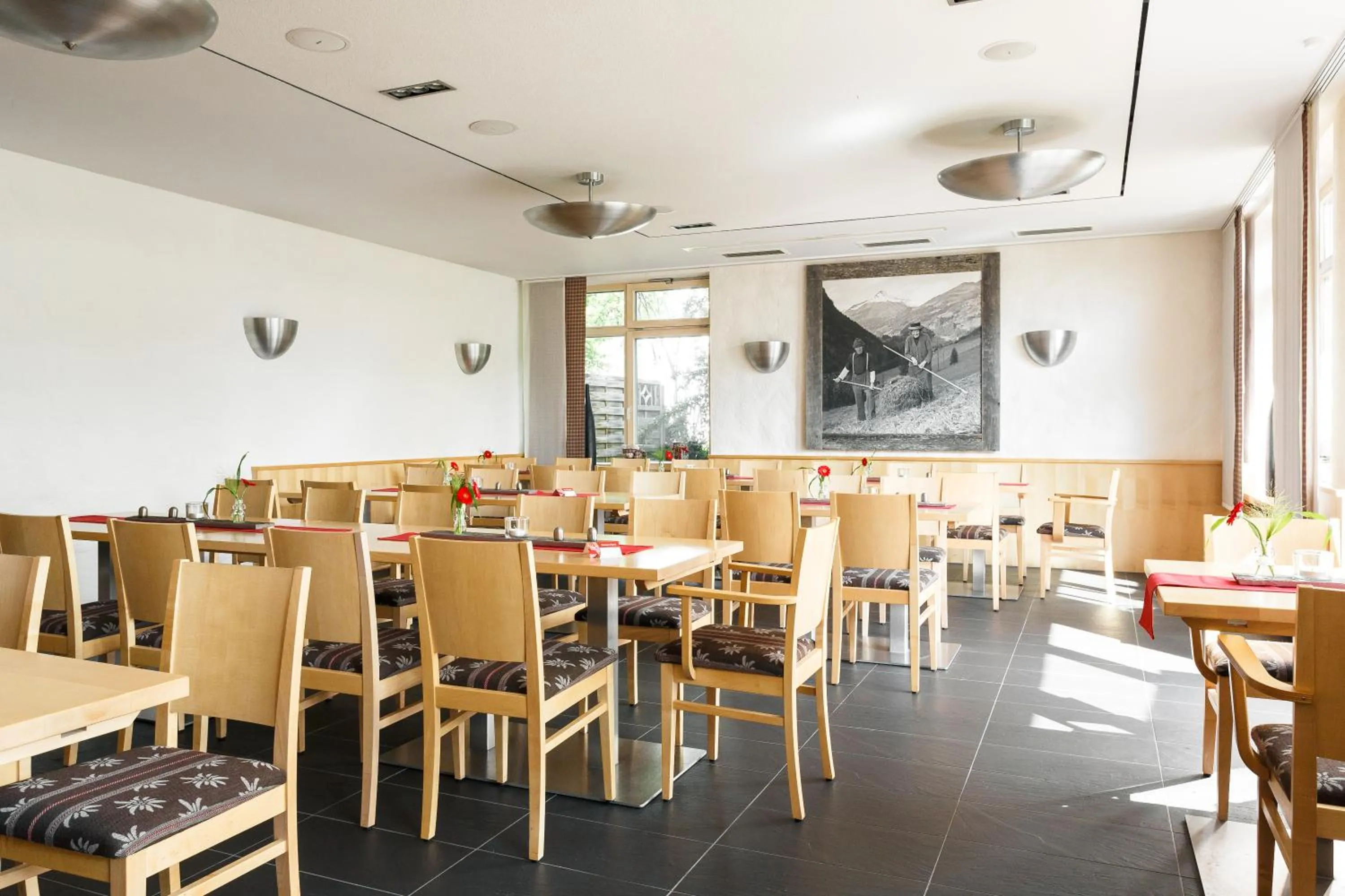 Restaurant/places to eat in Hotel Alpenblick
